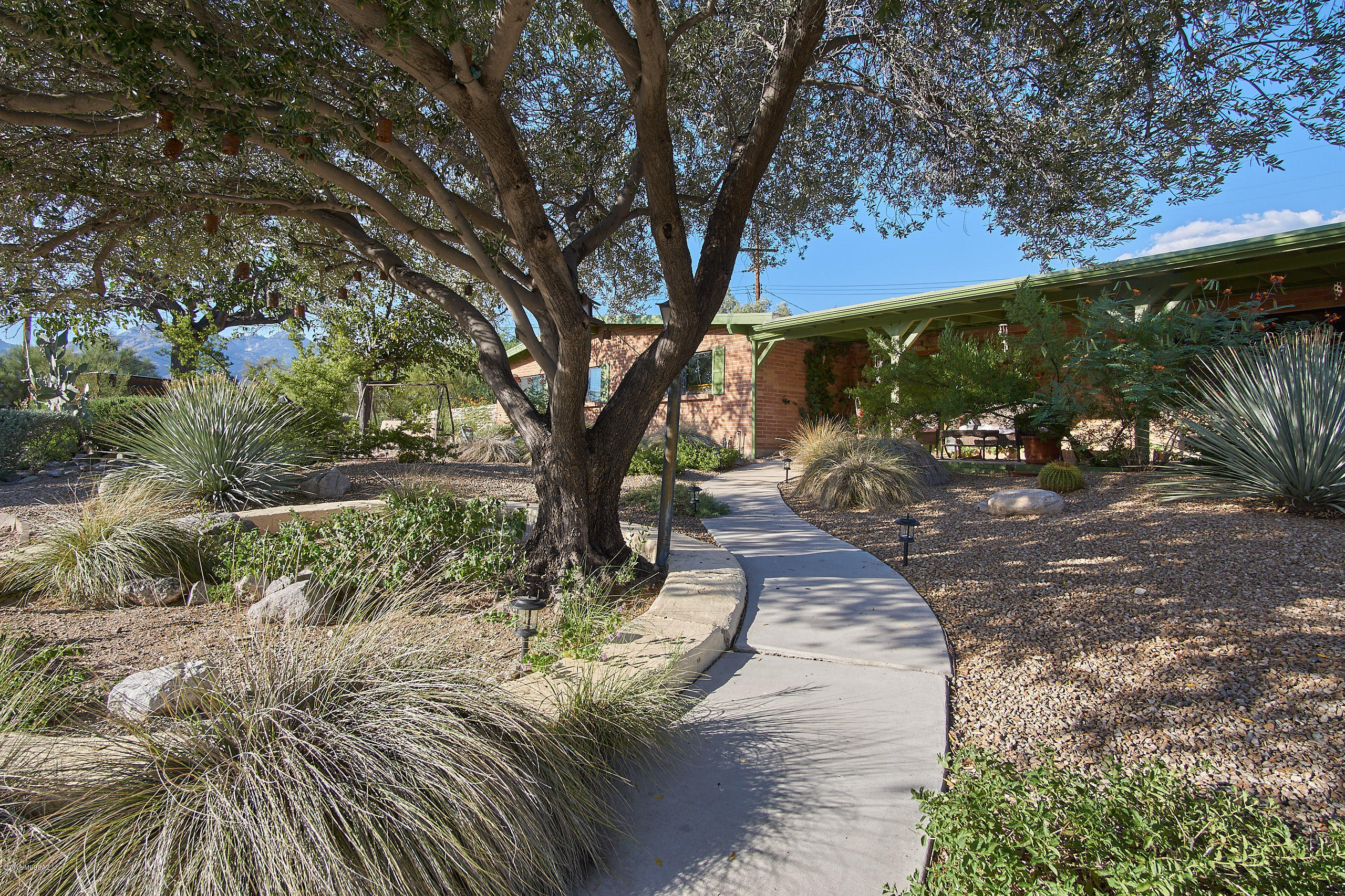 Bear Canyon Hills - Residential