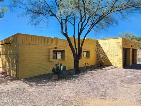 A home in Rio Rico