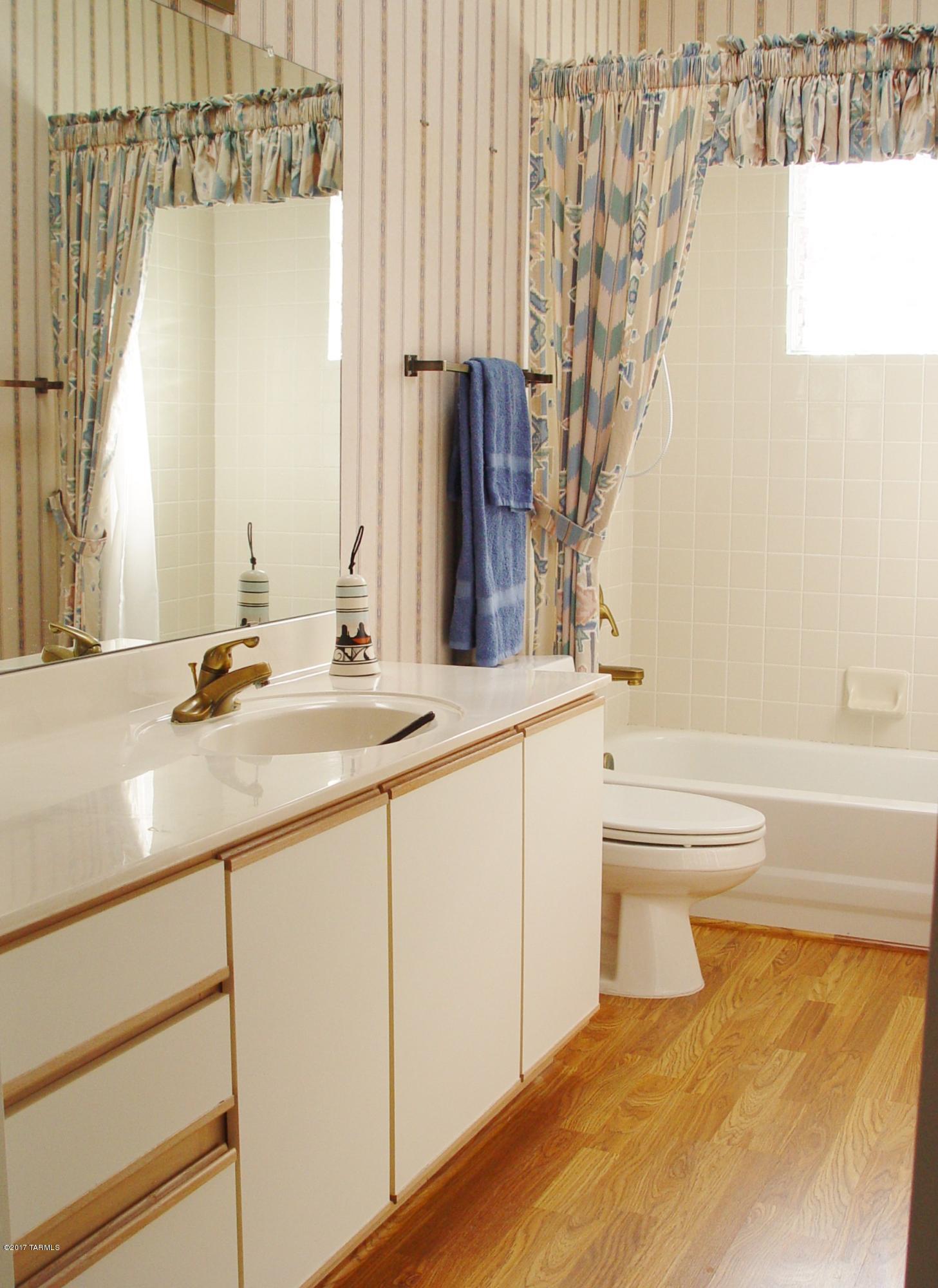 Colonia De Los Alamos (BK1-45) - Residential