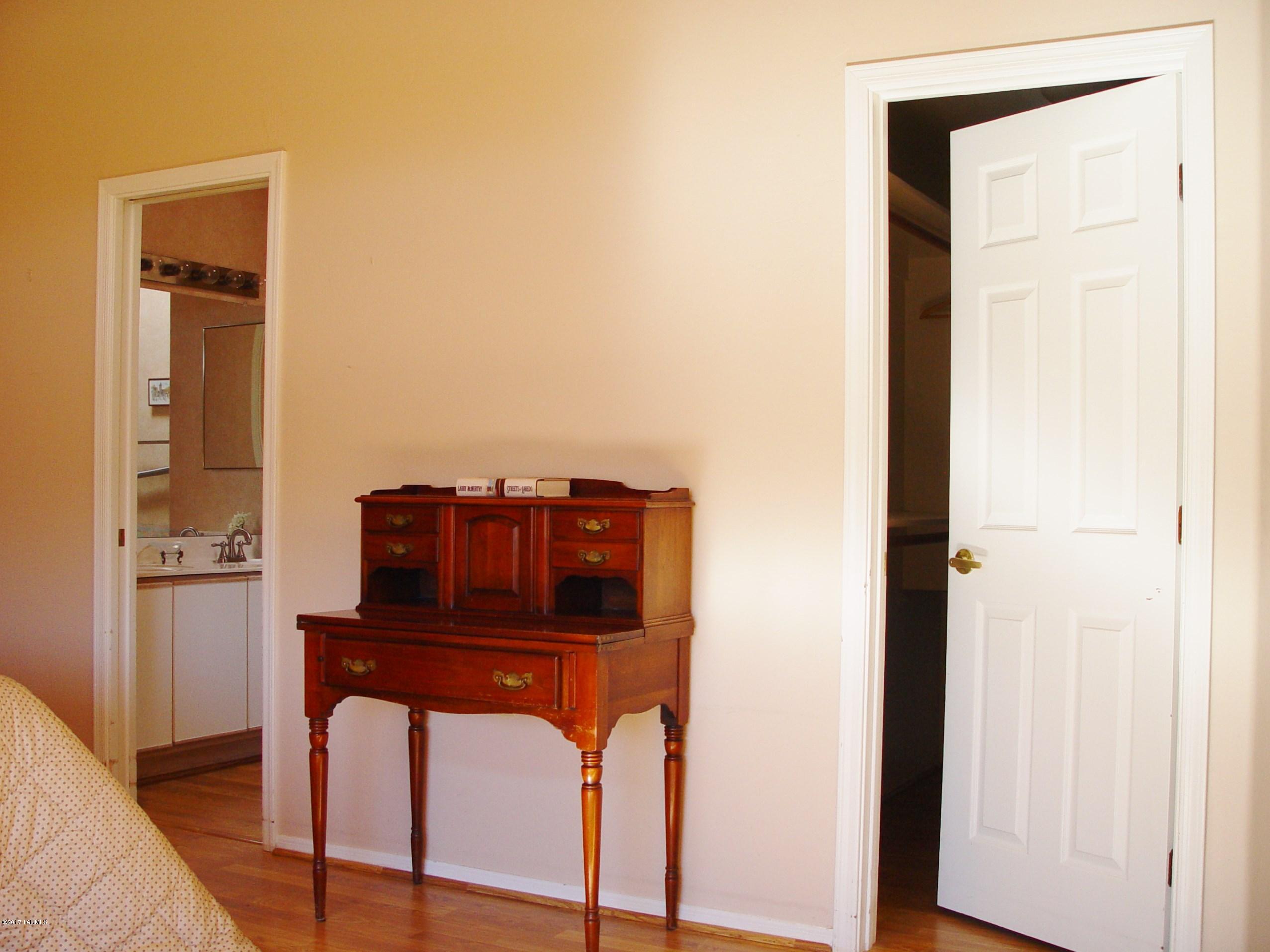 Colonia De Los Alamos (BK1-45) - Residential