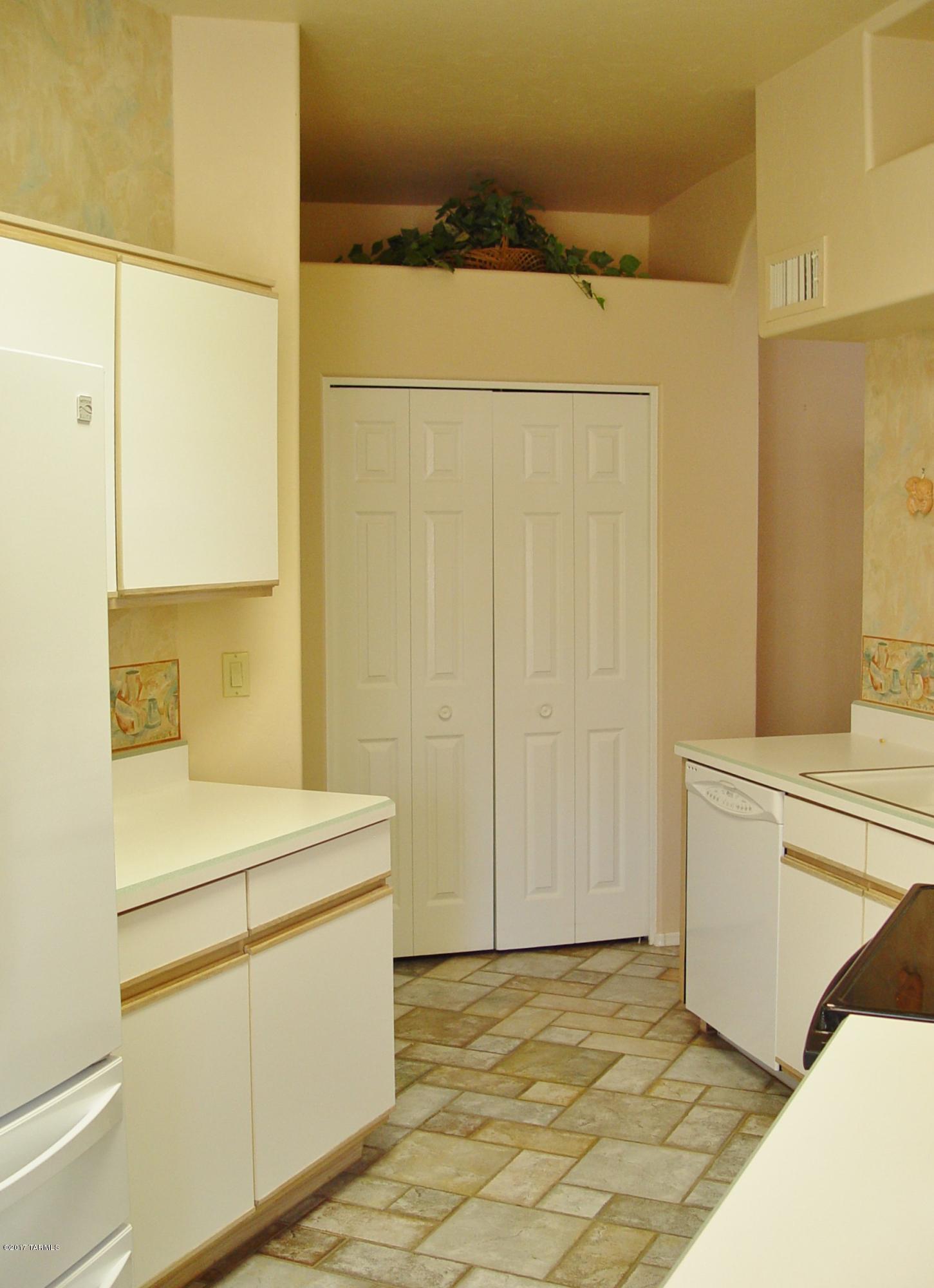 Colonia De Los Alamos (BK1-45) - Residential