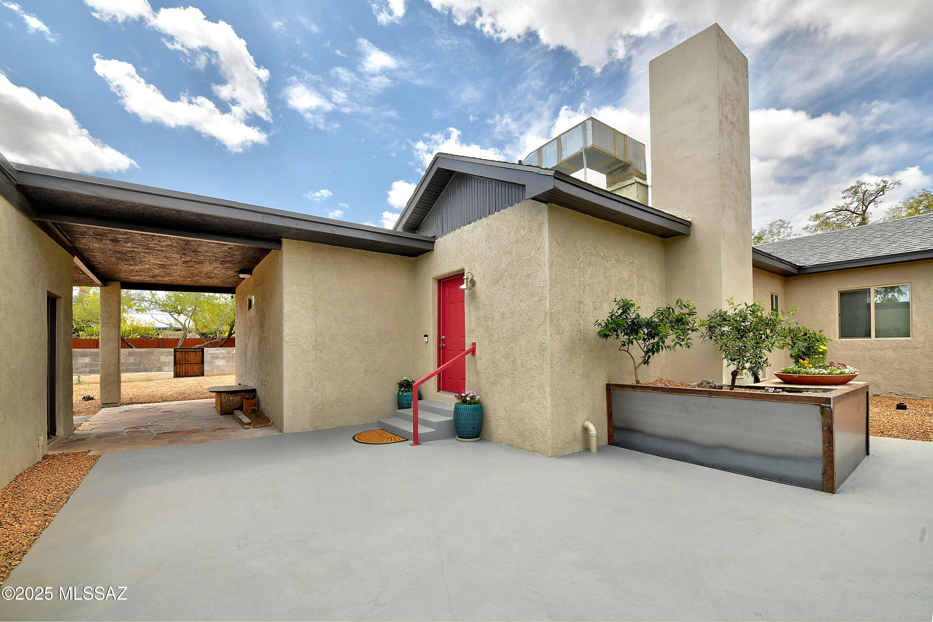 3668 E Baker Place