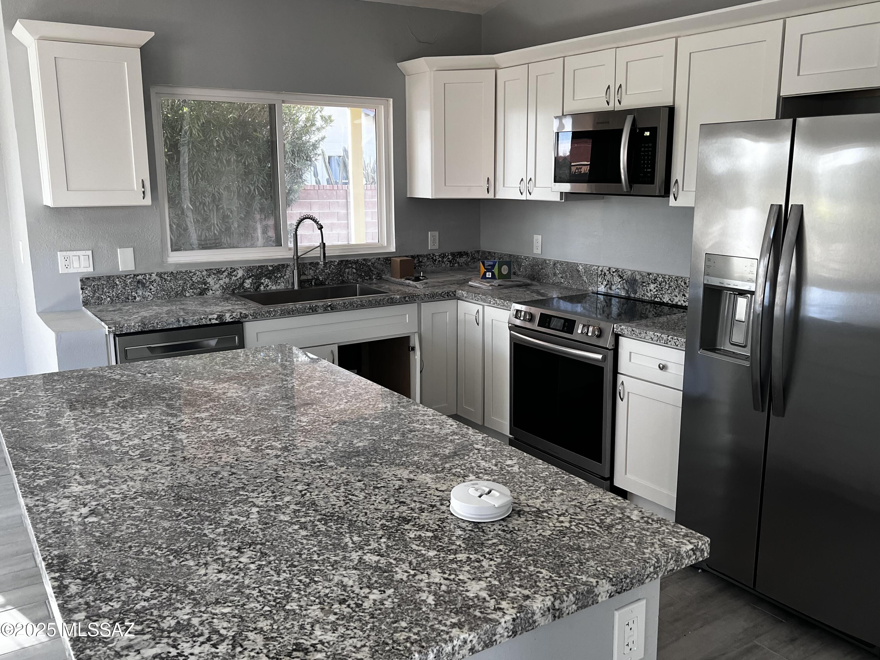 1177 W Wild Dune Lane