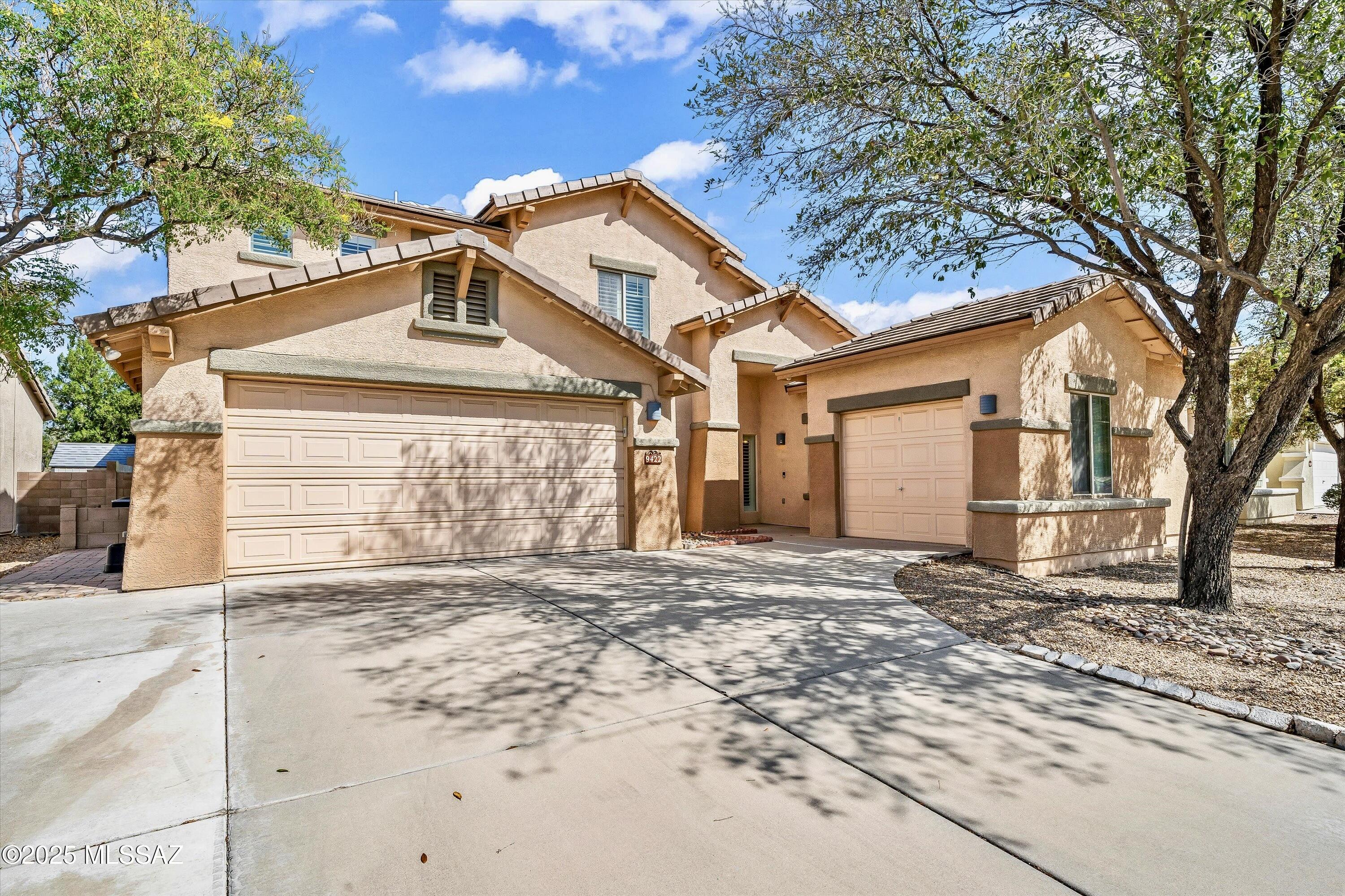 9422 N Weather Hill Drive