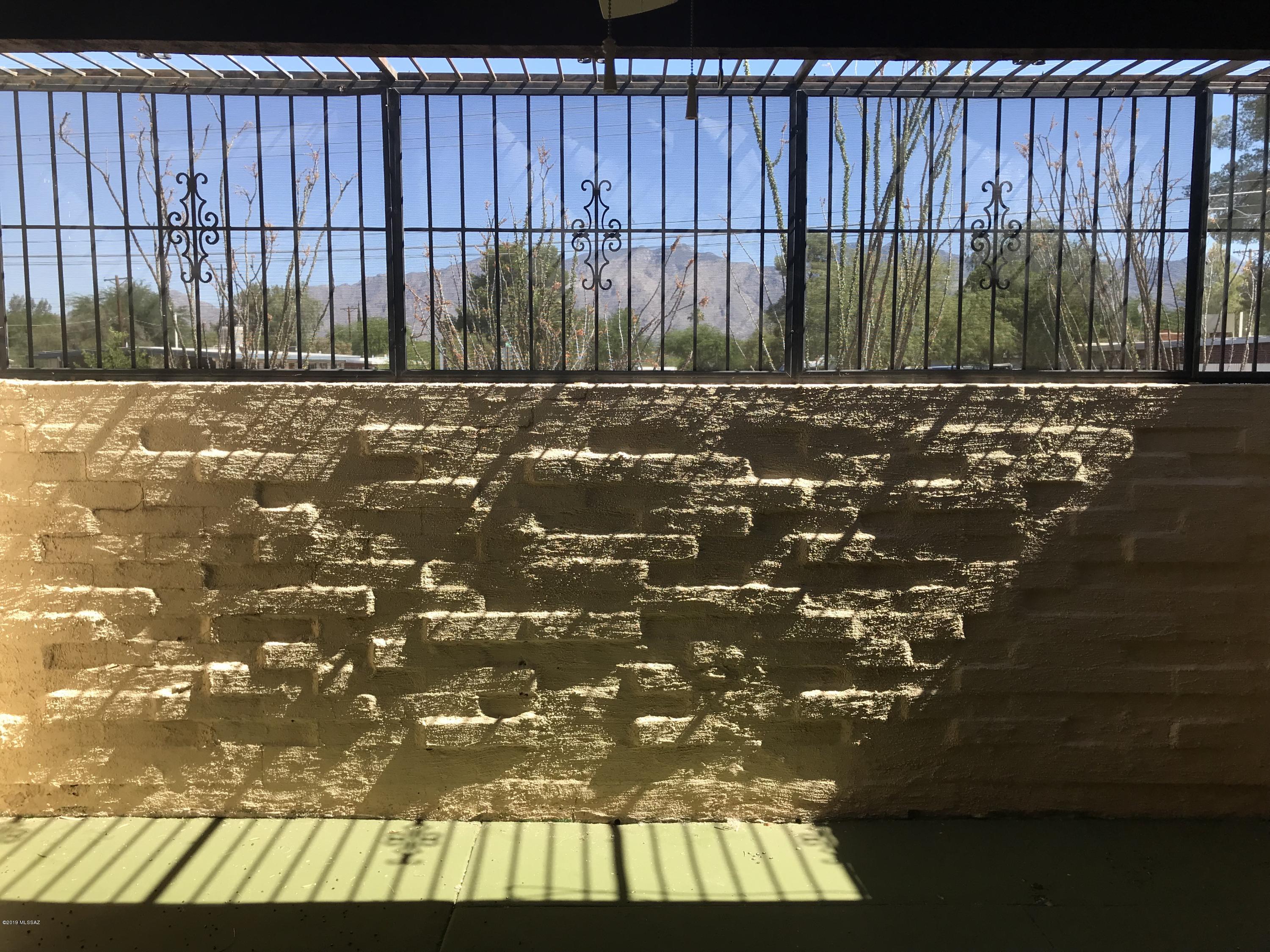 Desert Glenn Twnhss (1-80) - Residential
