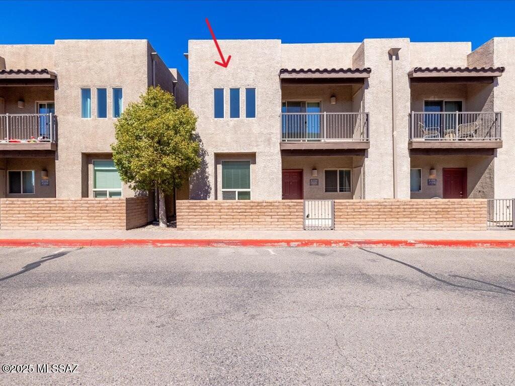 4174 N Thurston Lane UNIT 101
