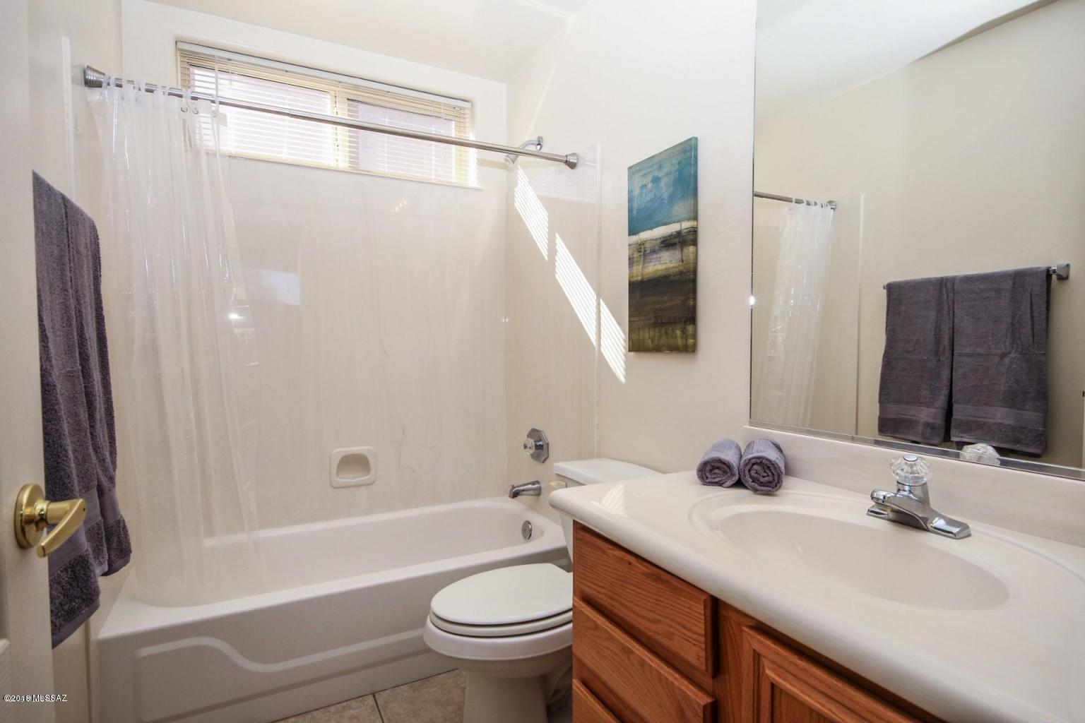 Rancho Esperero (1-343) - Residential Lease