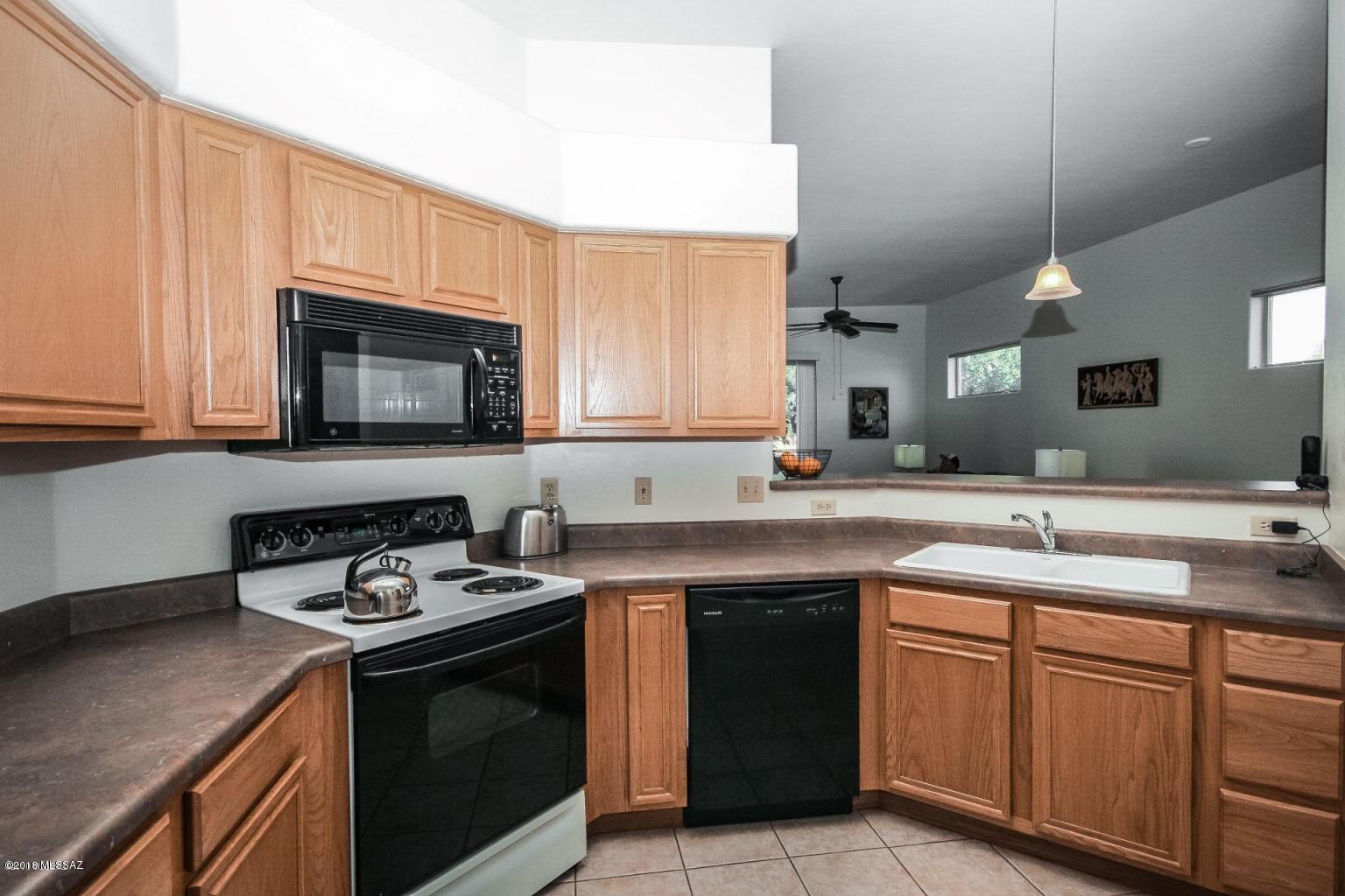 Rancho Esperero (1-343) - Residential Lease