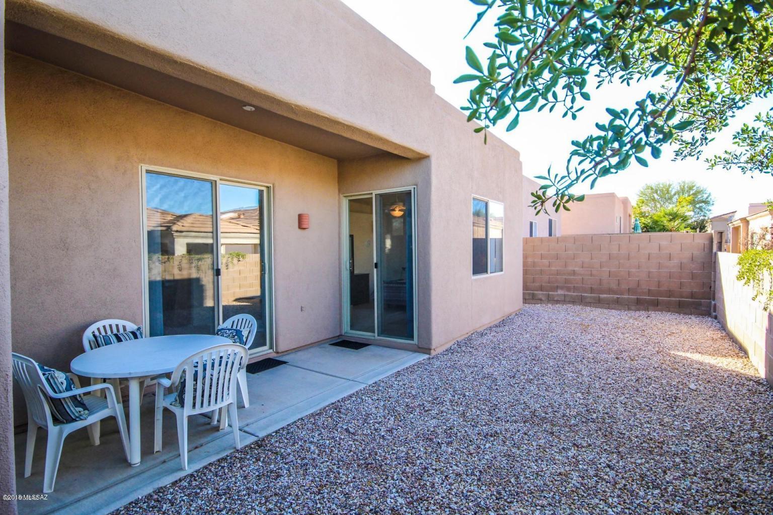 Rancho Esperero (1-343) - Residential Lease