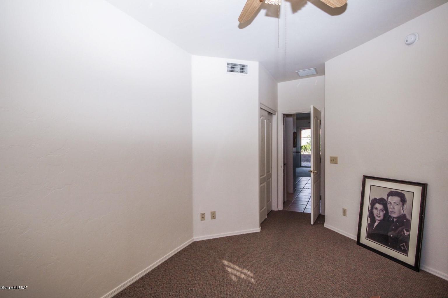 Rancho Esperero (1-343) - Residential Lease