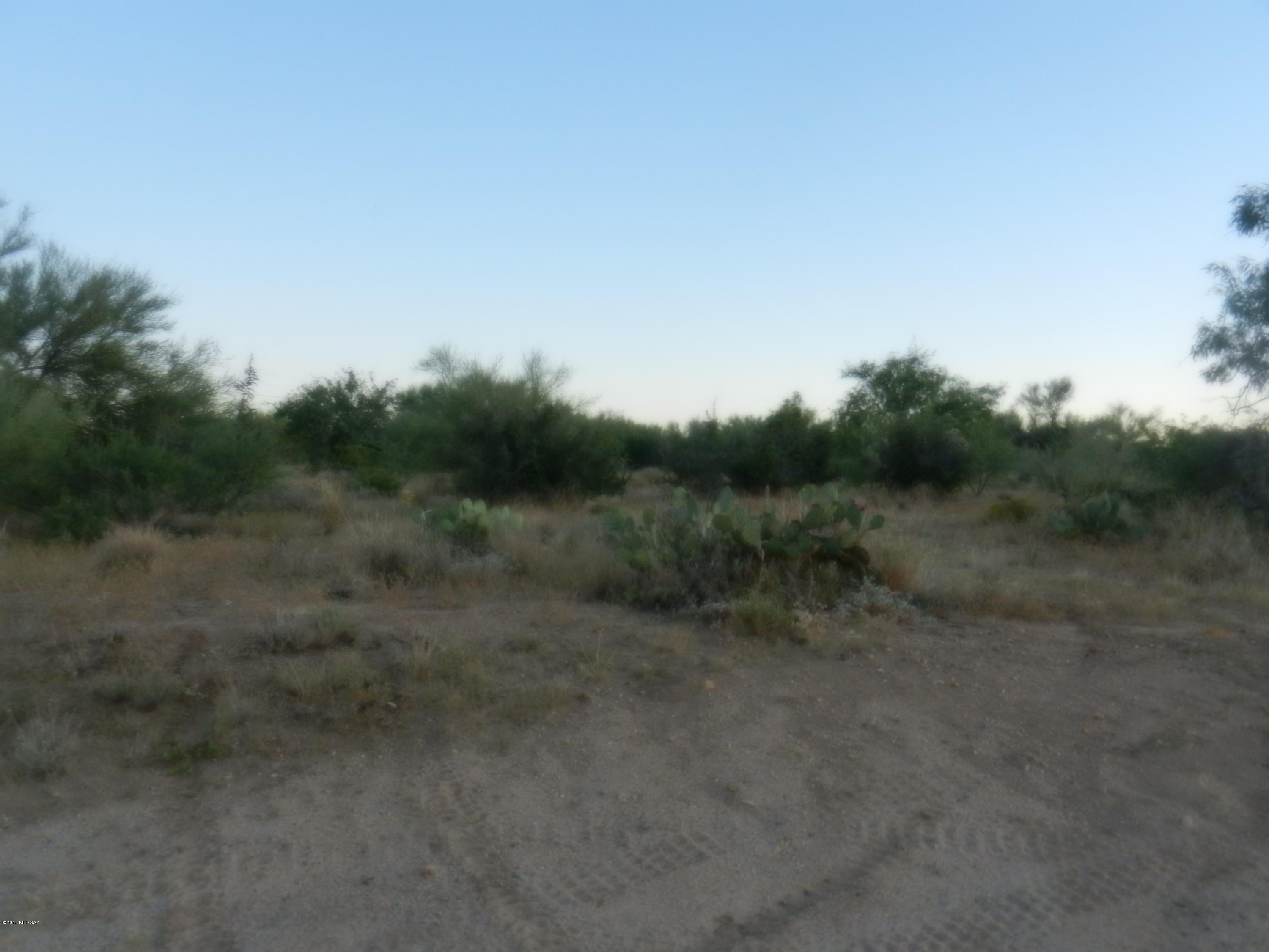 Mira Bell (1-40) - Land
