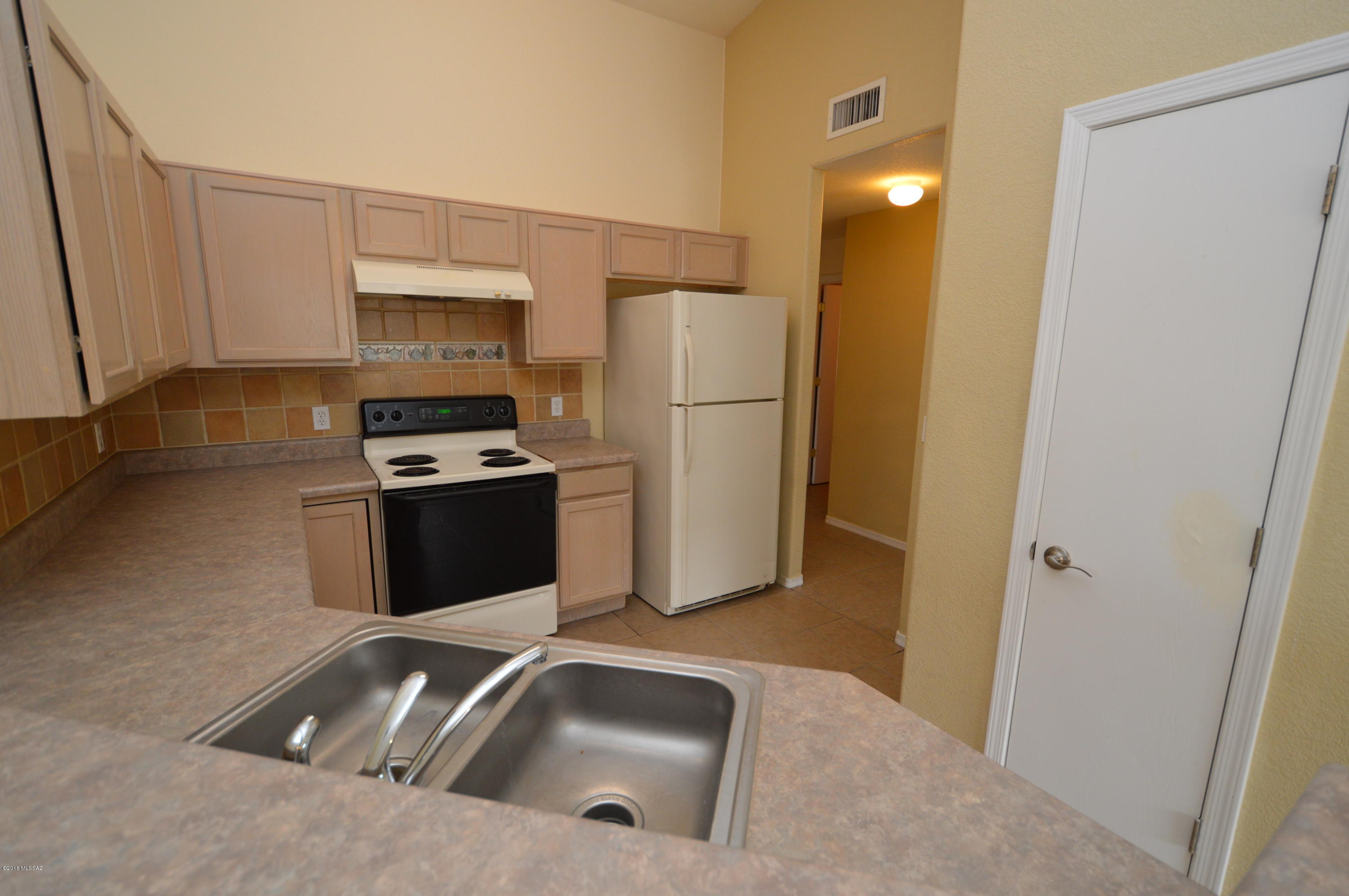 Countryside Ridge (1-93) - Residential Lease