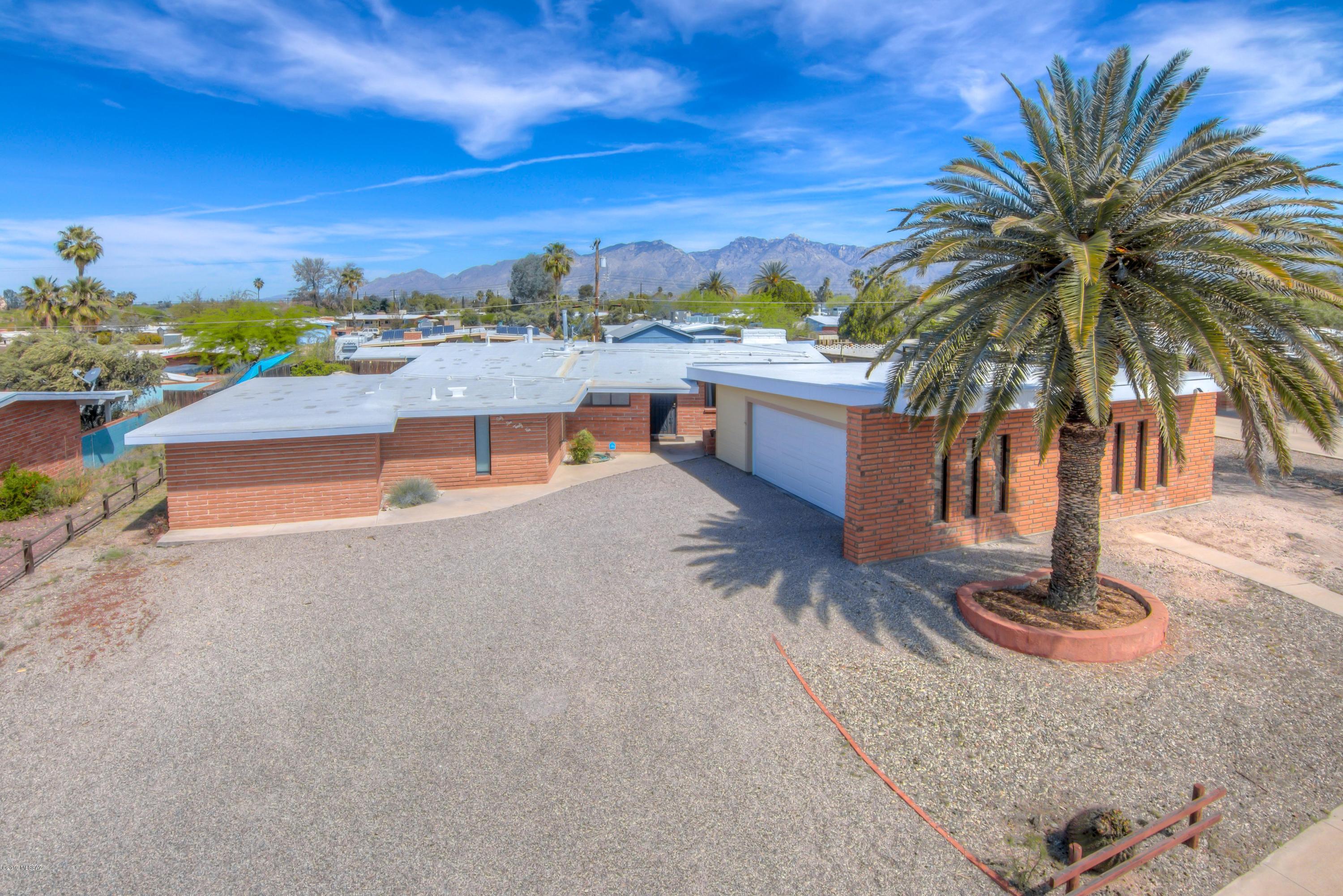 Kingston Knolls Terrace - Residential