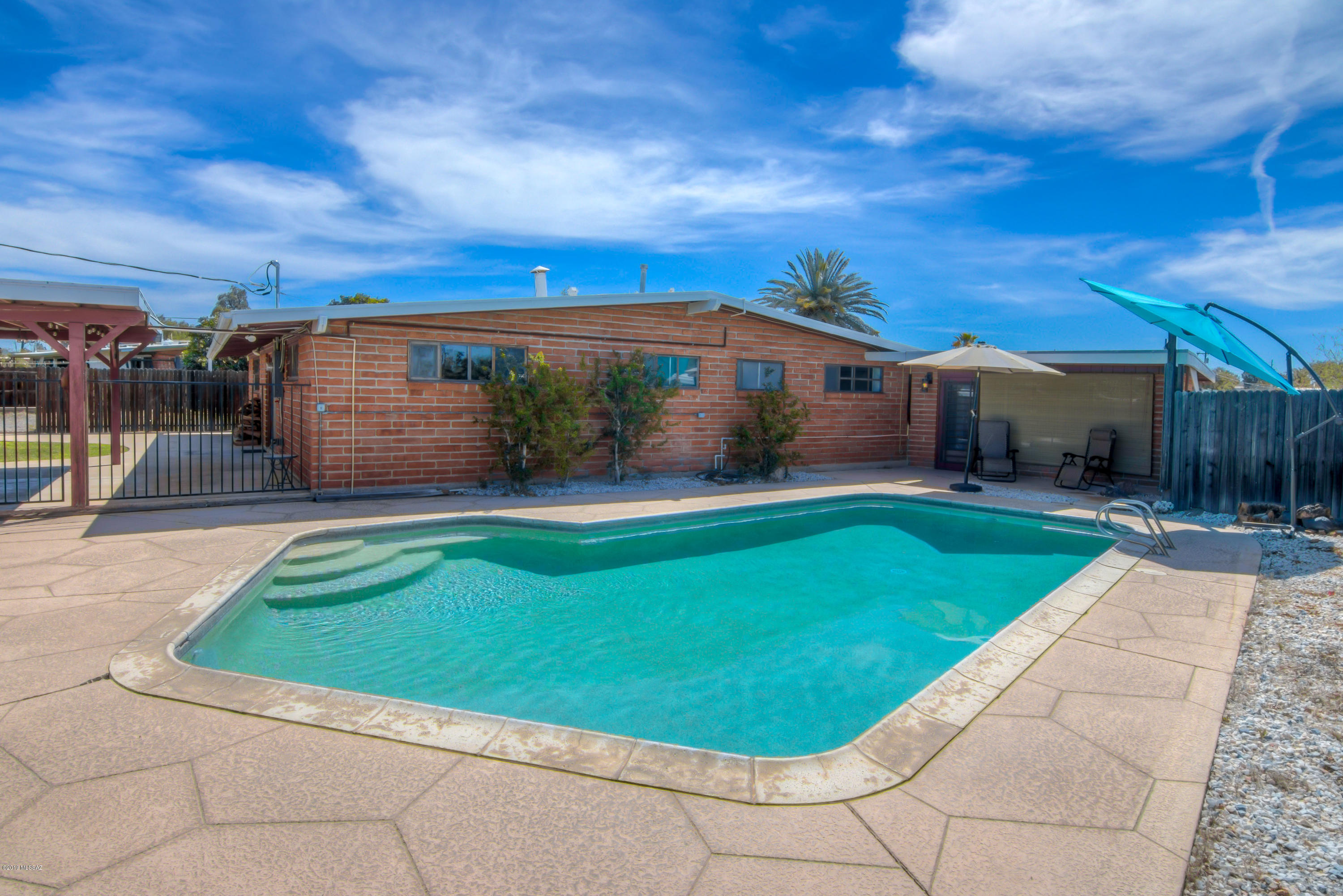 Kingston Knolls Terrace - Residential