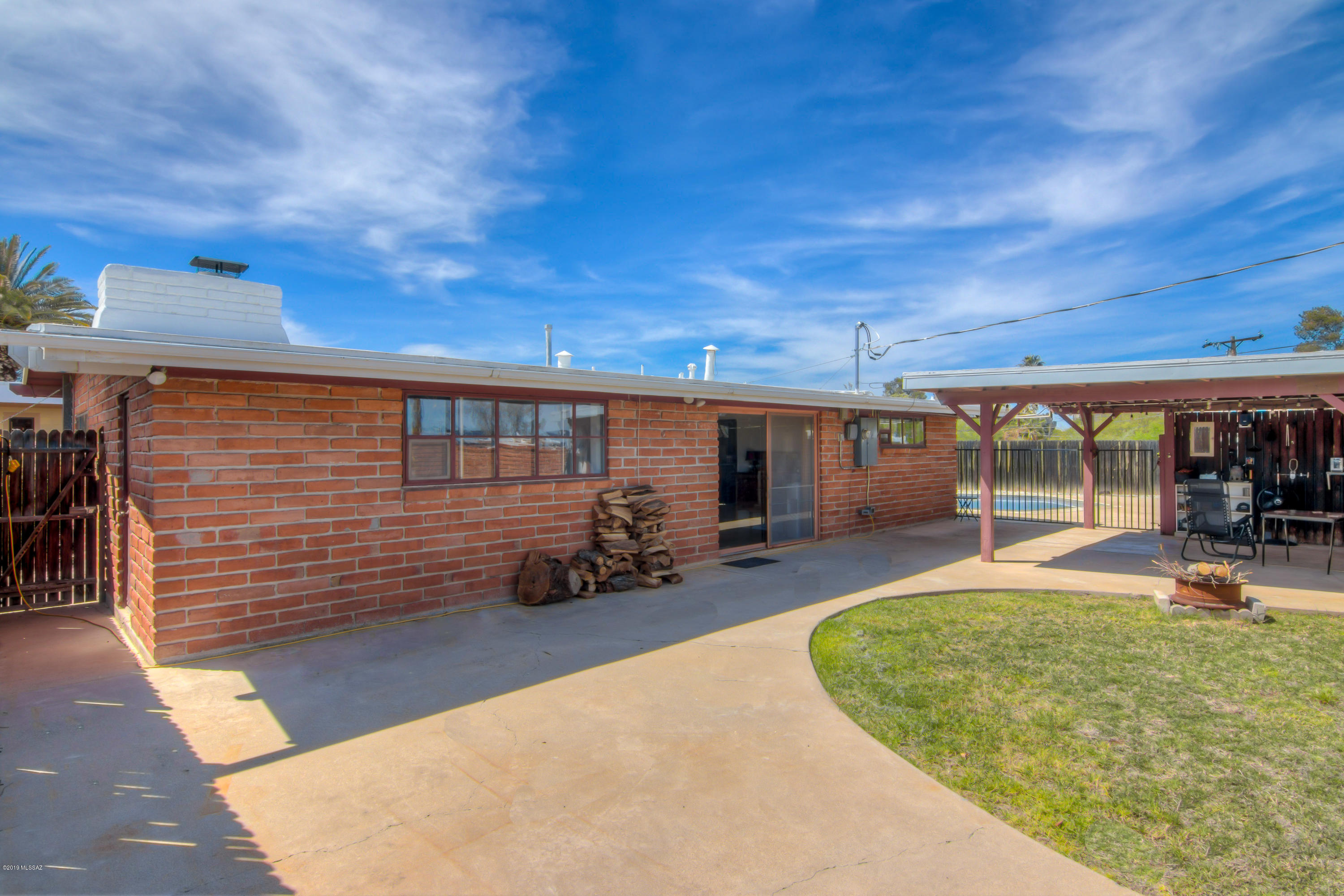 Kingston Knolls Terrace - Residential