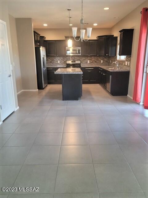Saguaro Springs Block 4 (400-611) - Residential Lease