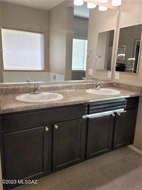 Saguaro Springs Block 4 (400-611) - Residential Lease
