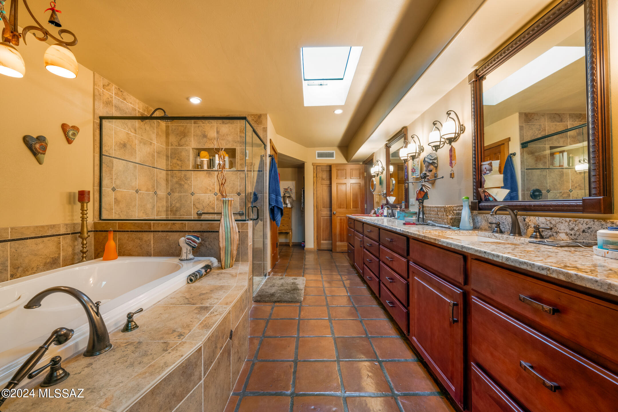 Tanque Verde Vista (1-26) - Residential
