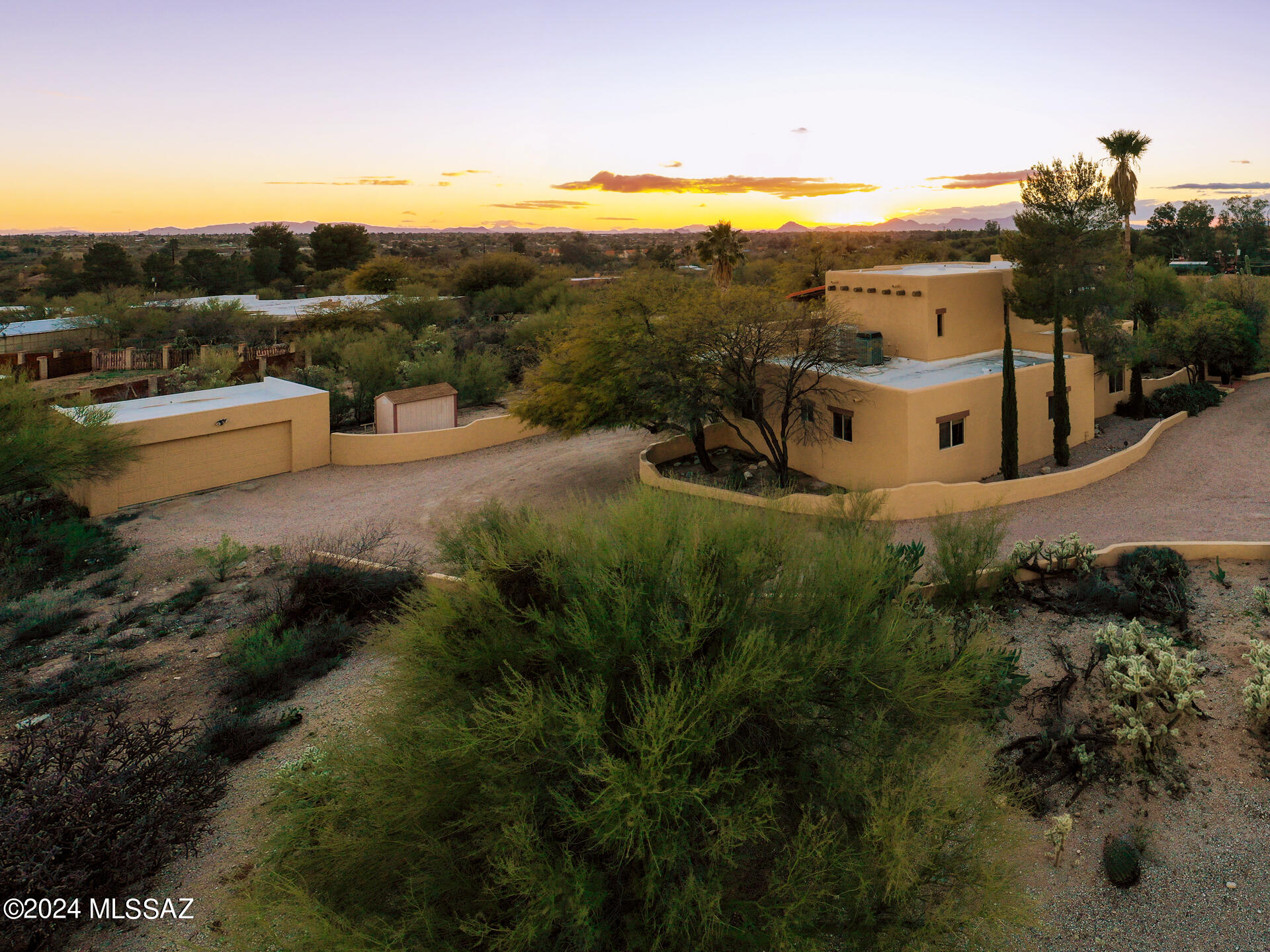 Tanque Verde Vista (1-26) - Residential