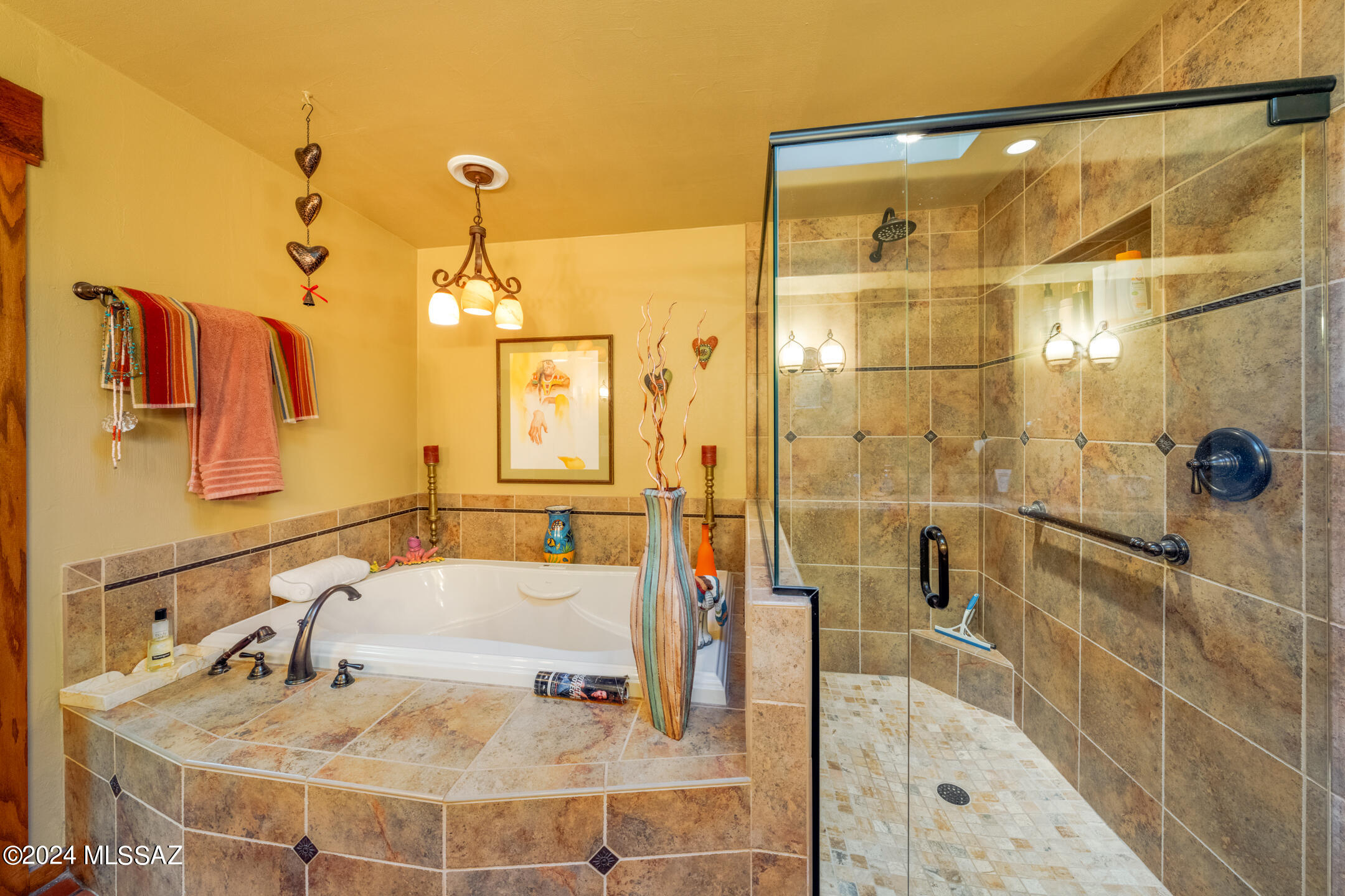 Tanque Verde Vista (1-26) - Residential
