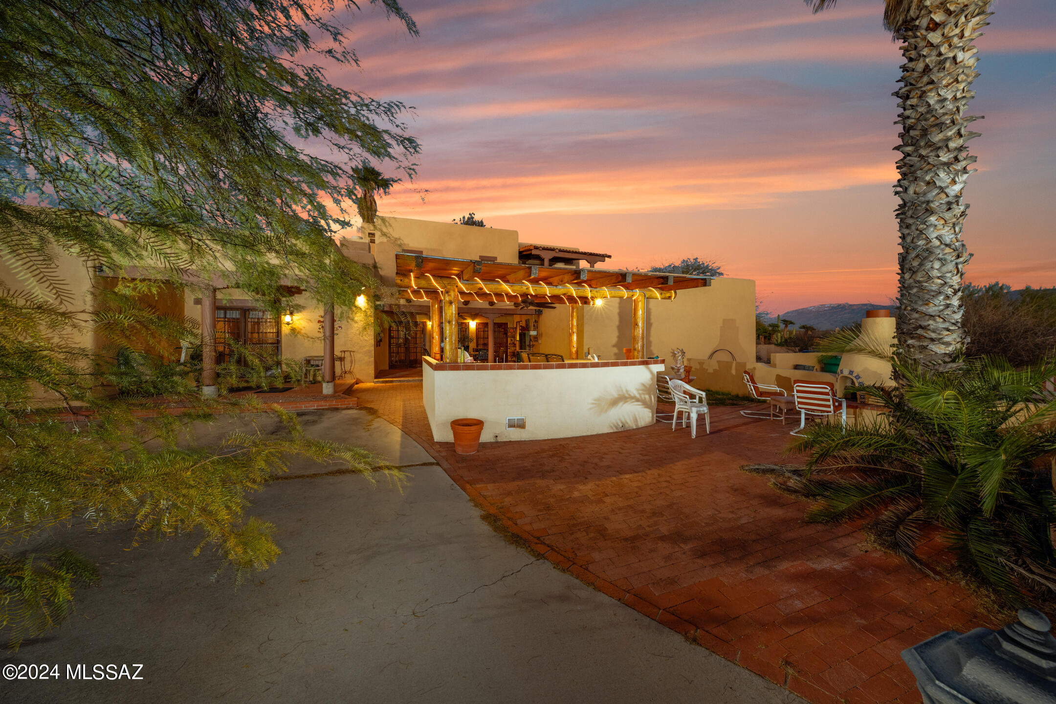 Tanque Verde Vista (1-26) - Residential