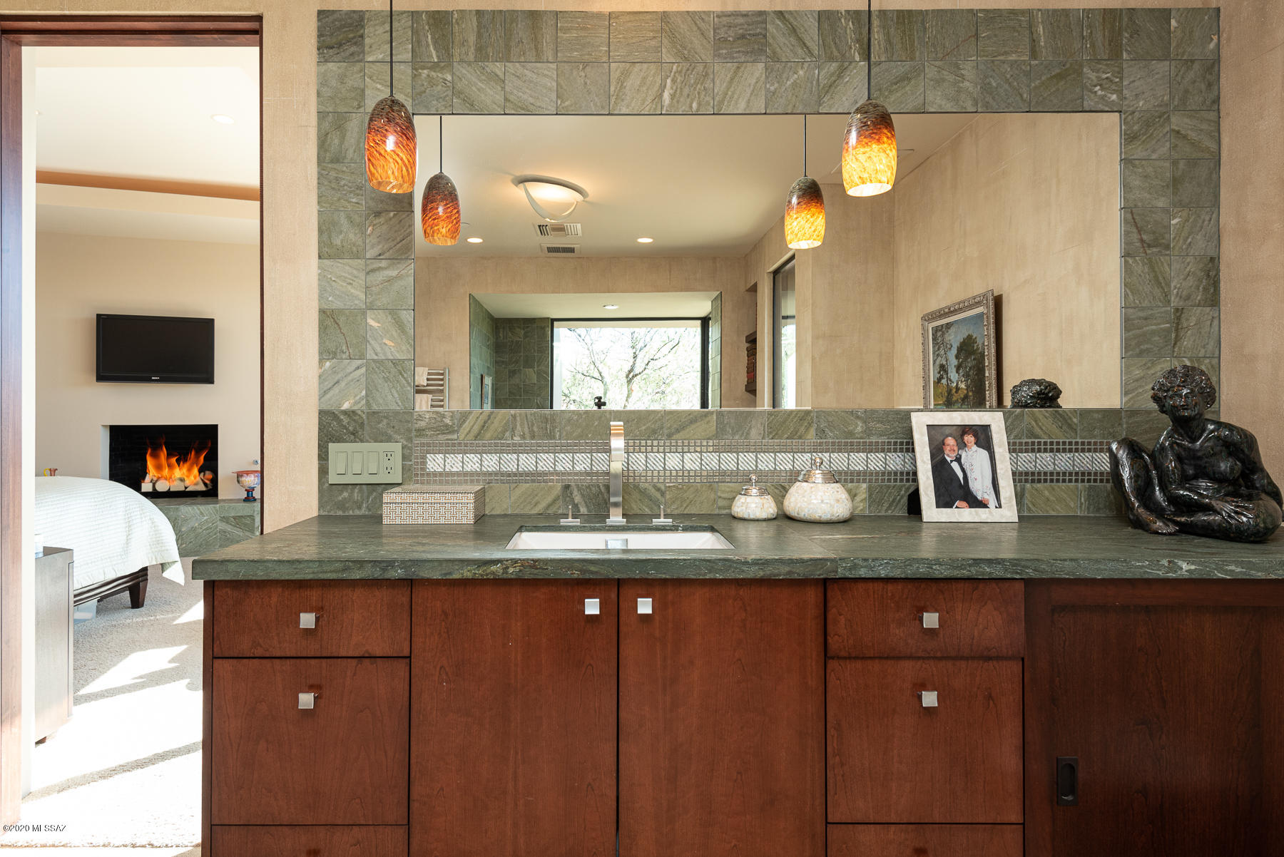 Honey Bee Ridge(The Estates At) - Residential