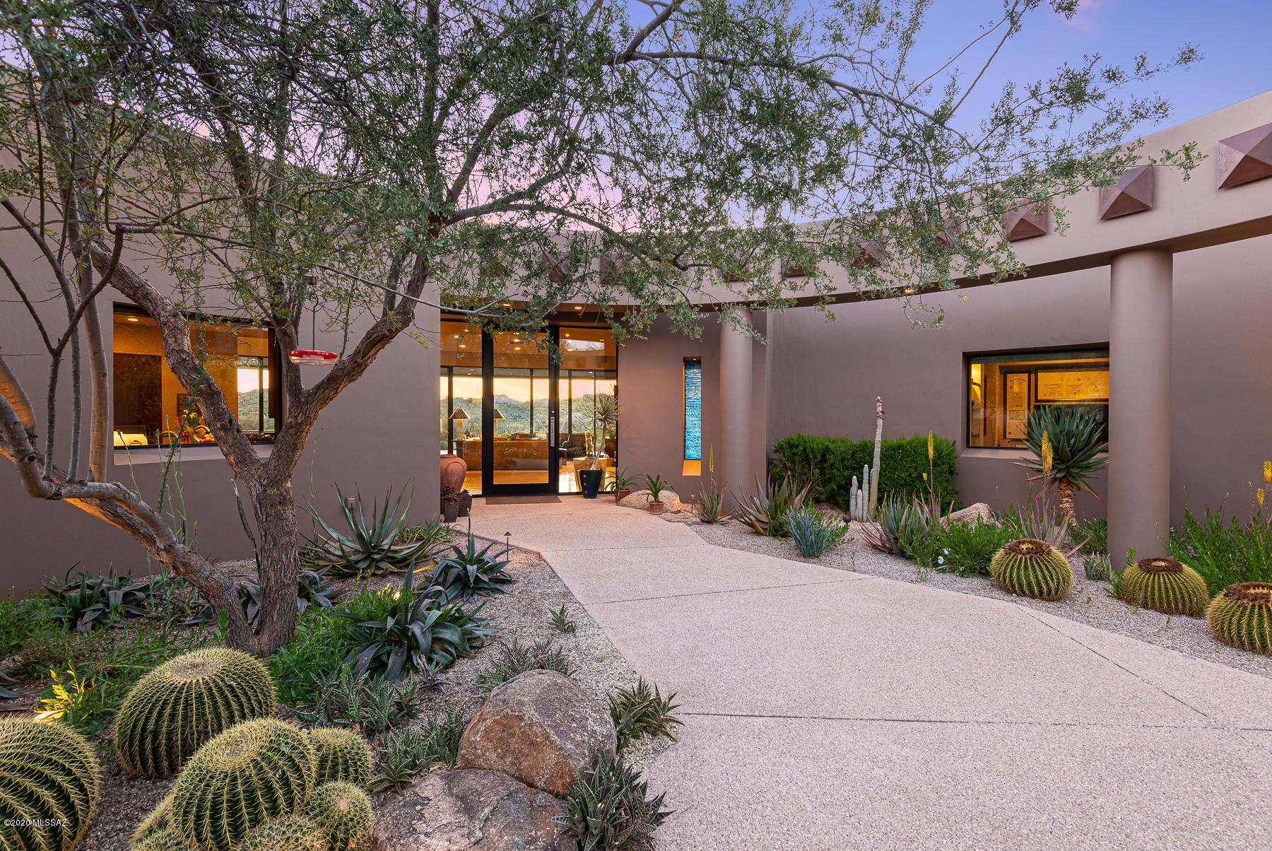 Honey Bee Ridge(The Estates At) - Residential