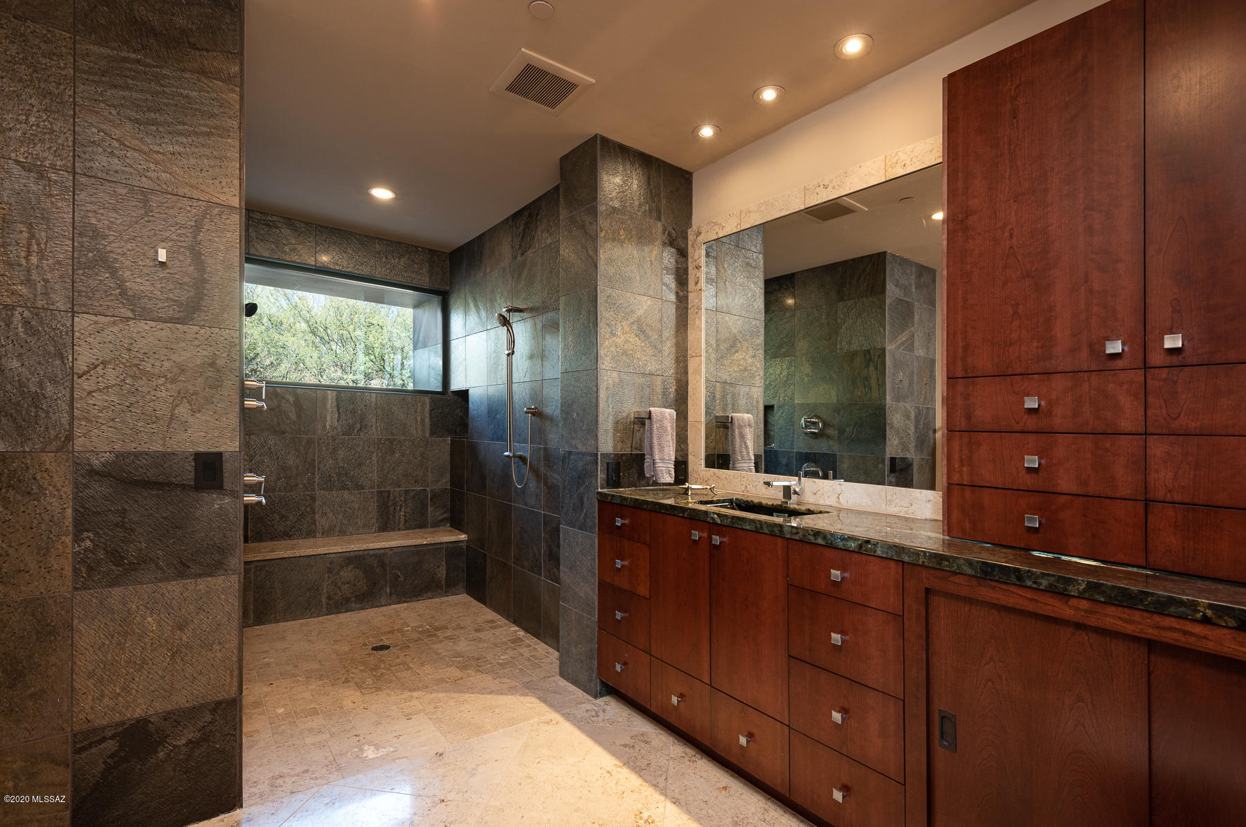 Honey Bee Ridge(The Estates At) - Residential