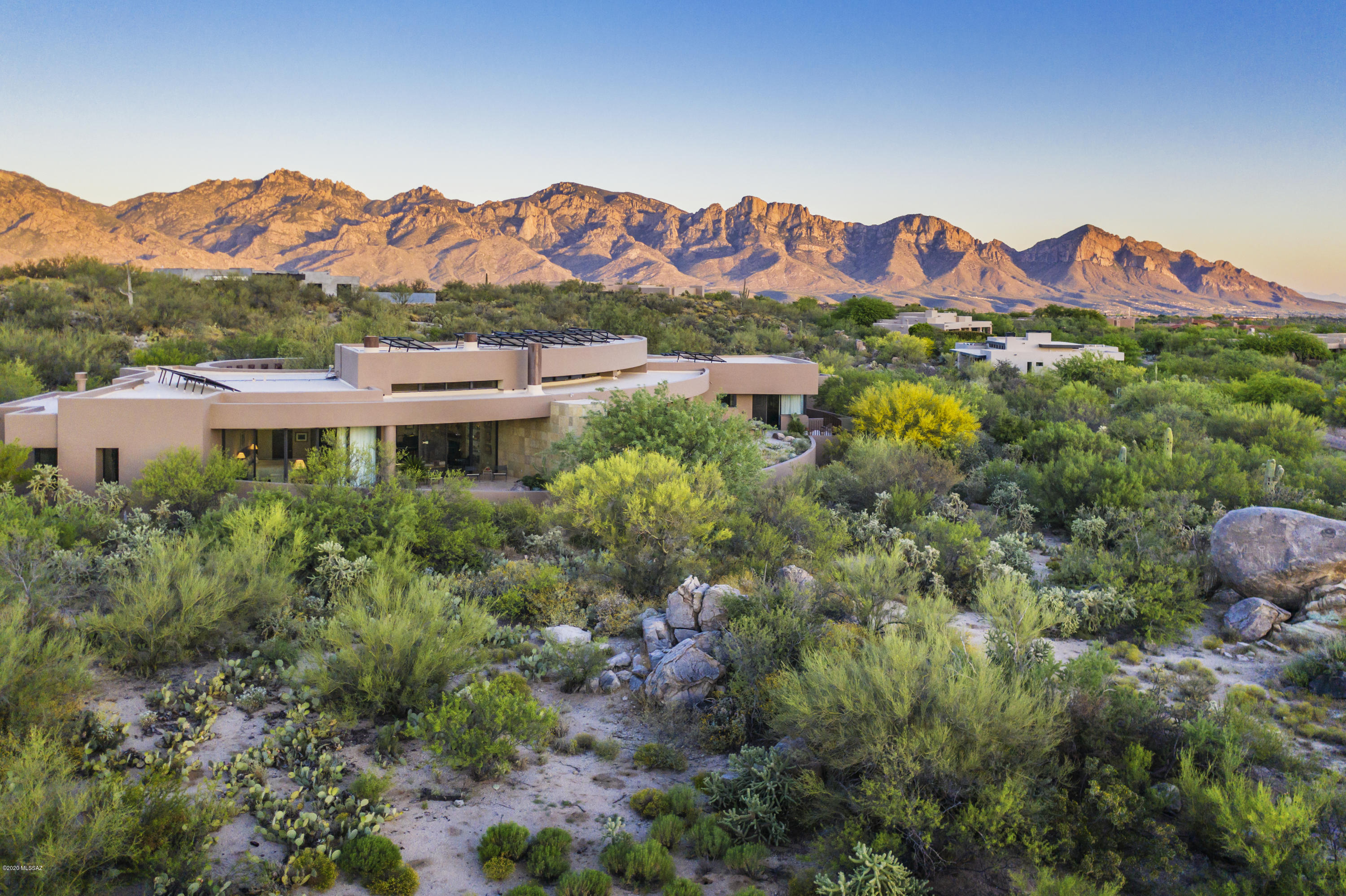 Honey Bee Ridge(The Estates At) - Residential