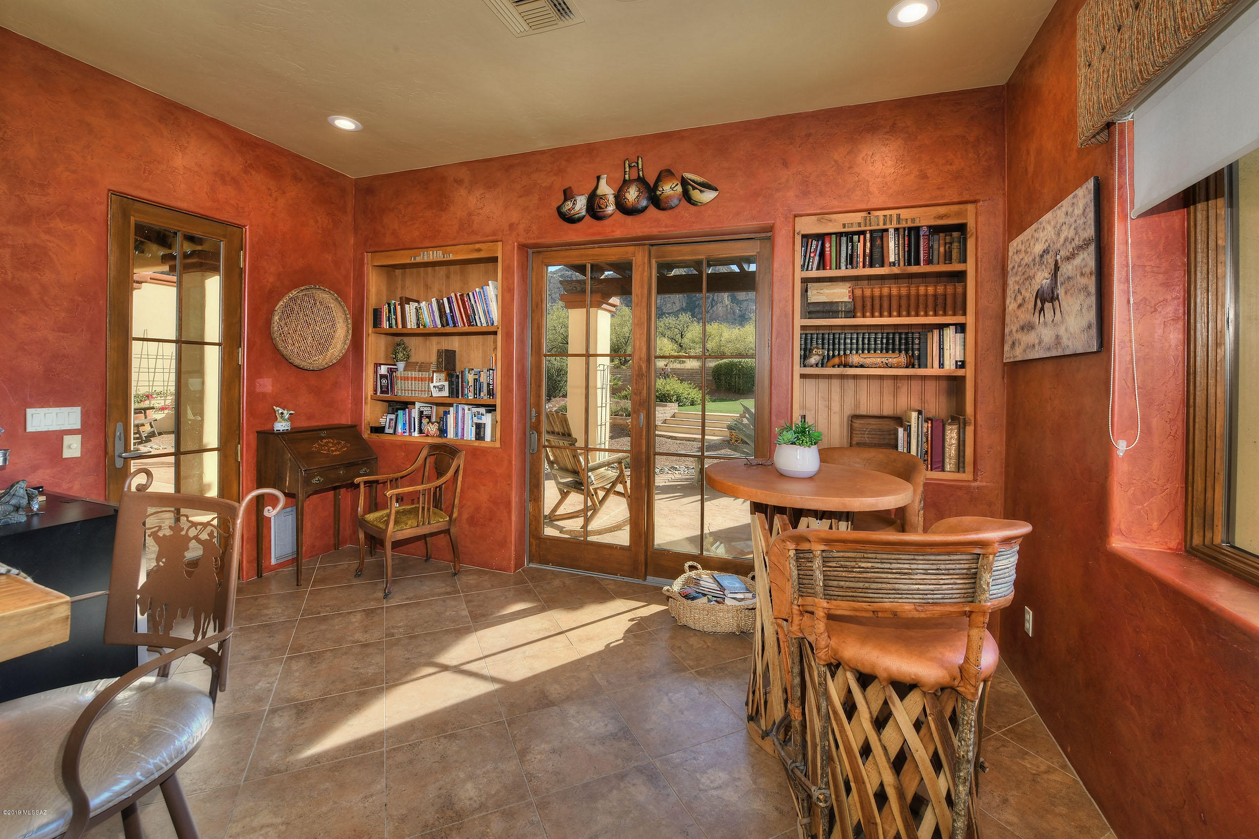 Aliso Springs - Residential