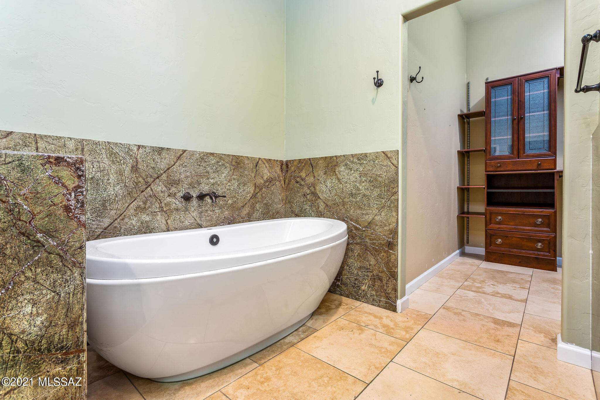 Santa Catalina Estates NO. 4 (1-180) - Residential