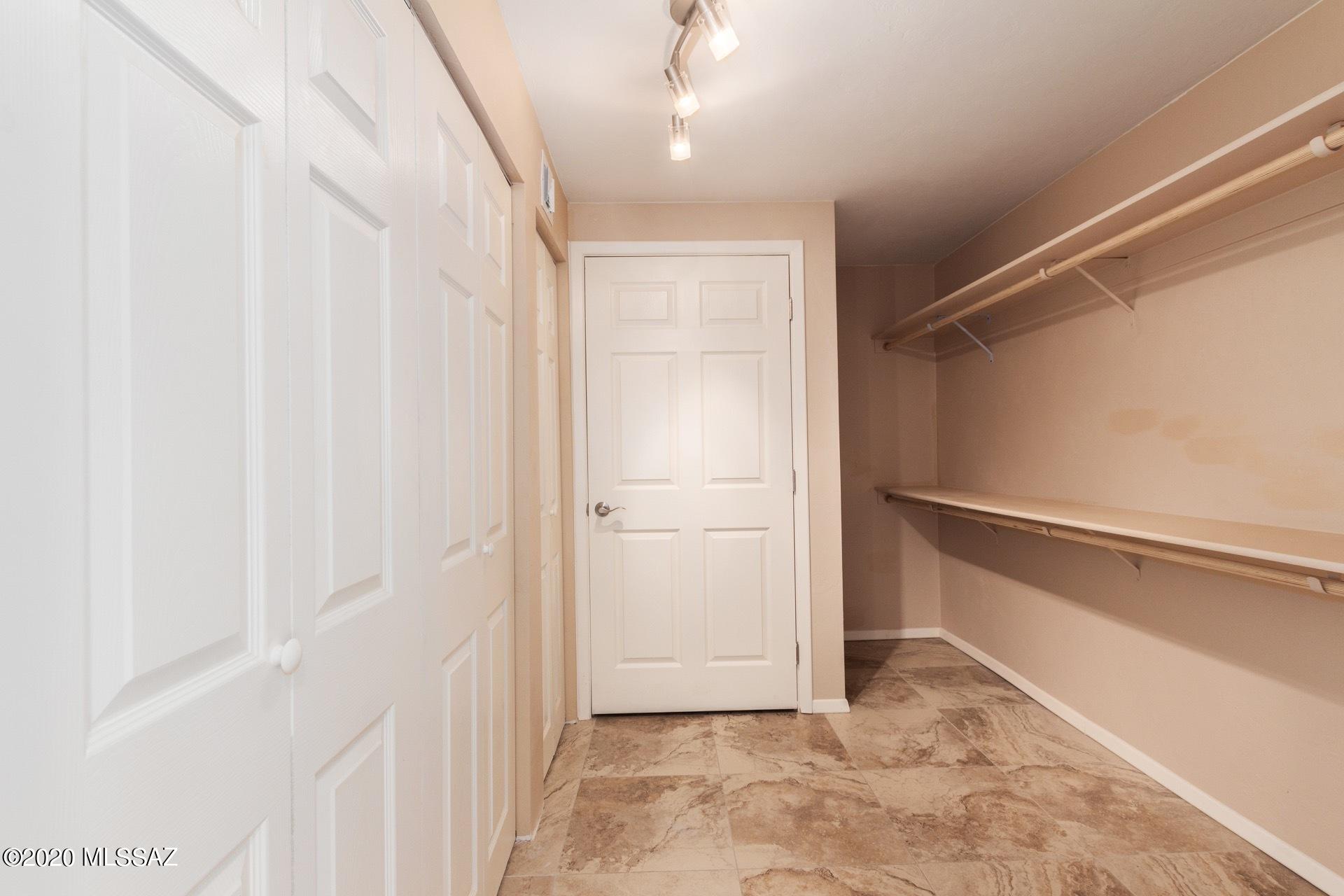 Sherwood Village Terrace (1-85) - Residential