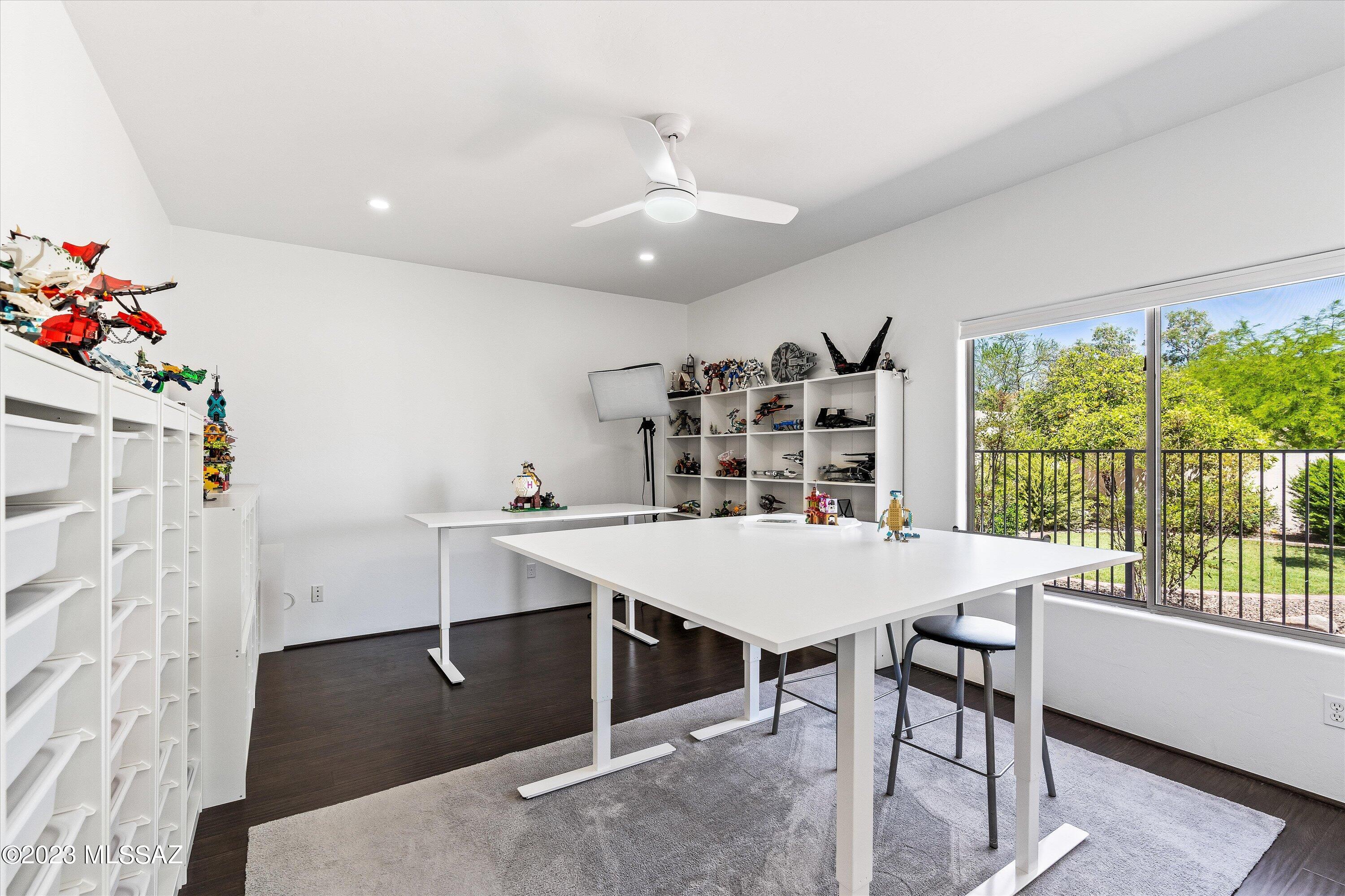 Montage Vista (1-29) - Residential