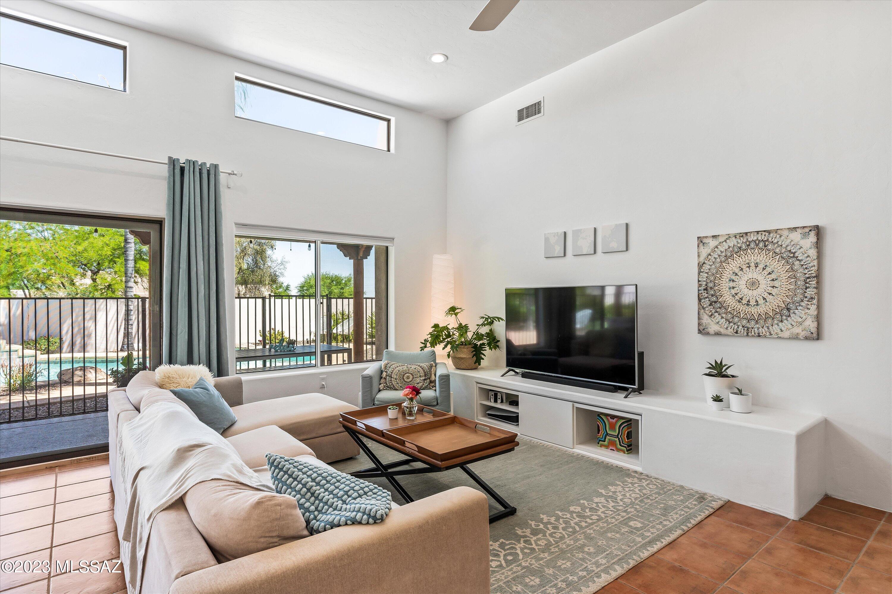 Montage Vista (1-29) - Residential