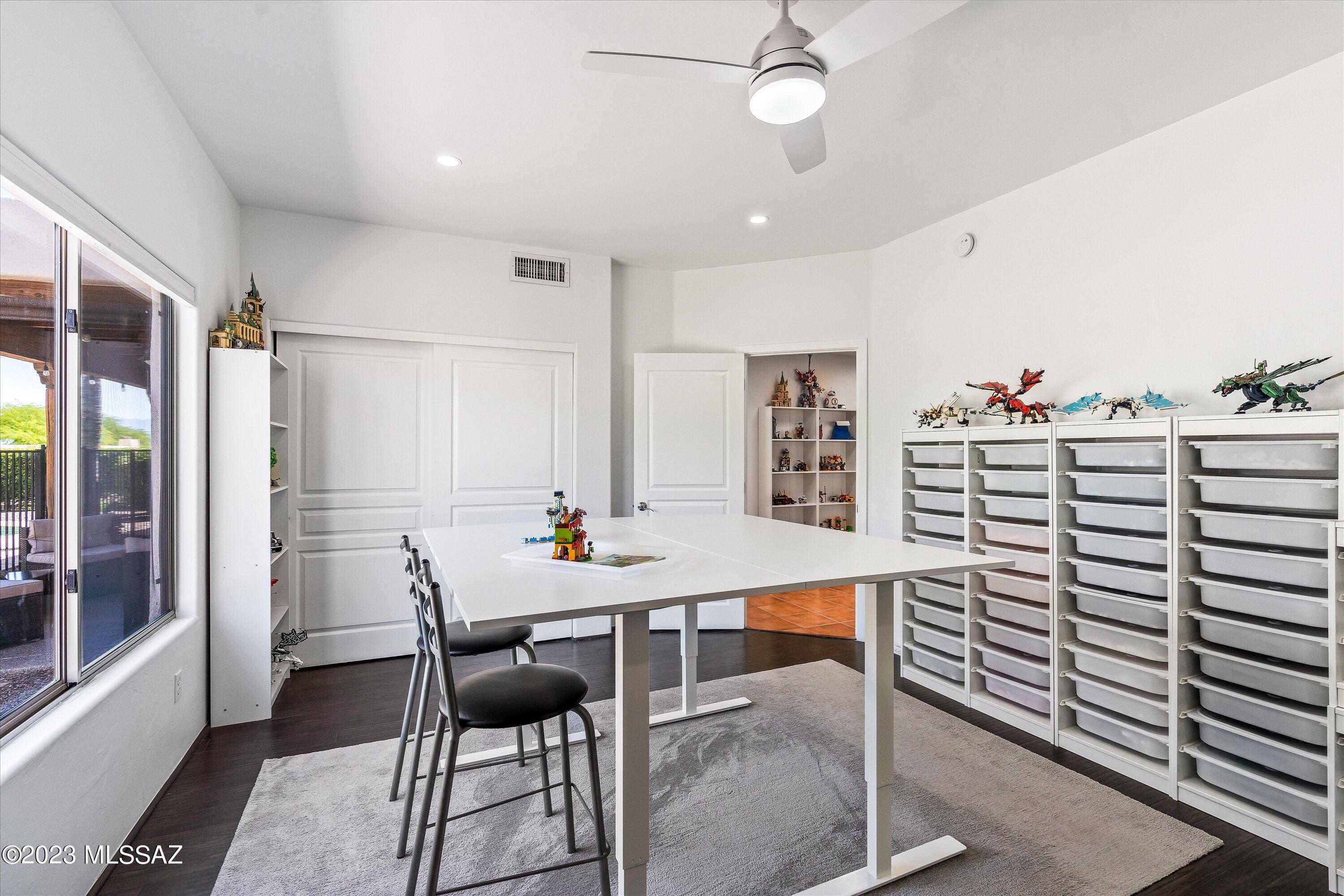 Montage Vista (1-29) - Residential
