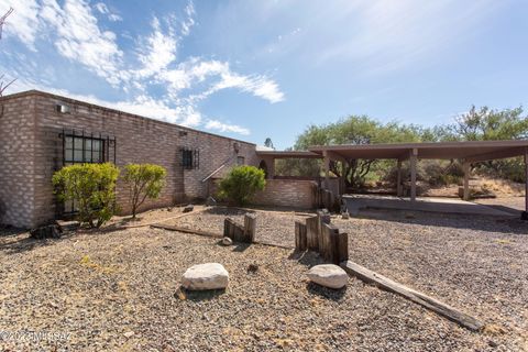 303 W Mission Twin Buttes Road, Green Valley, AZ 85622 - #: 22327175