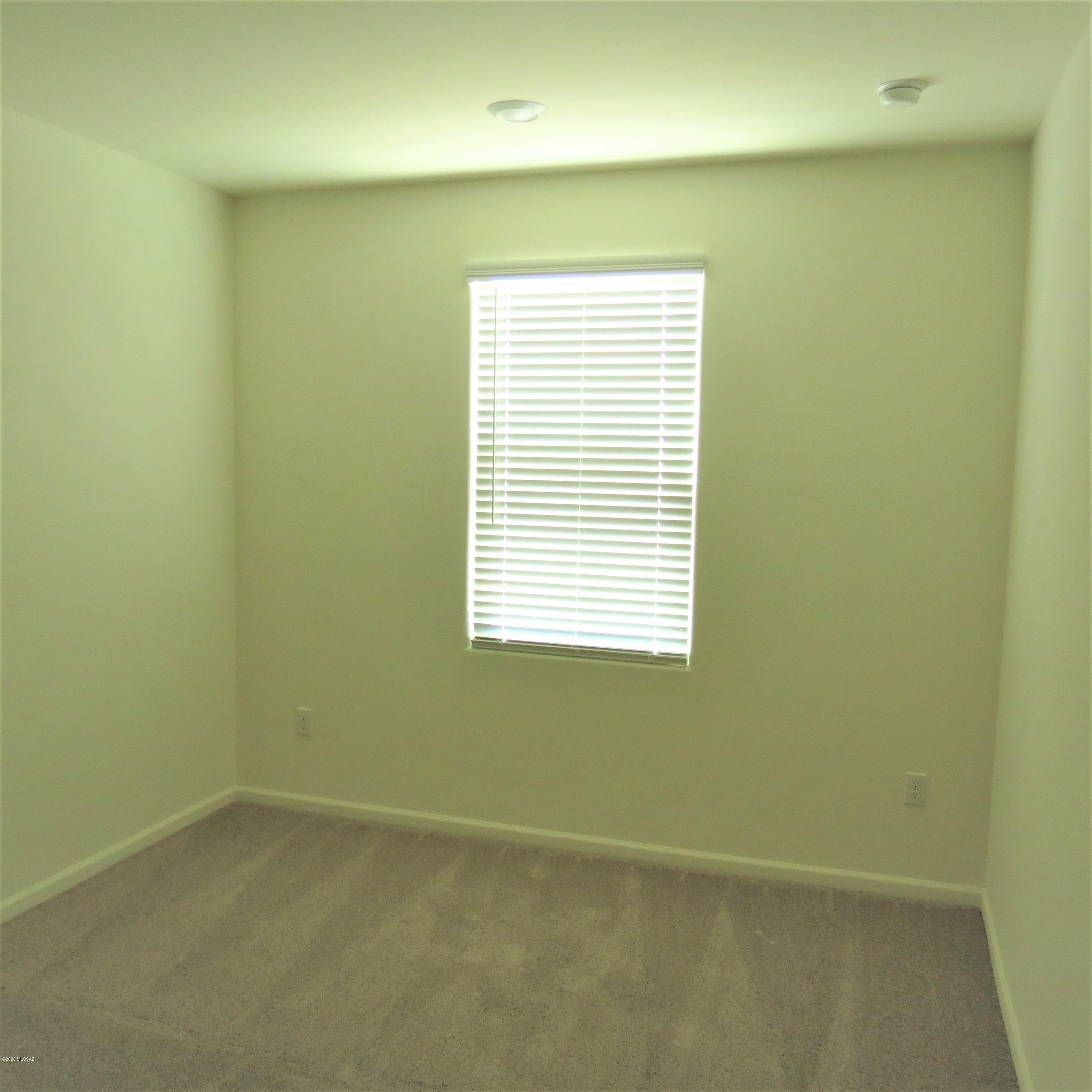 The Vistas At Rincon Knolls SQ20152600506 - Residential Lease