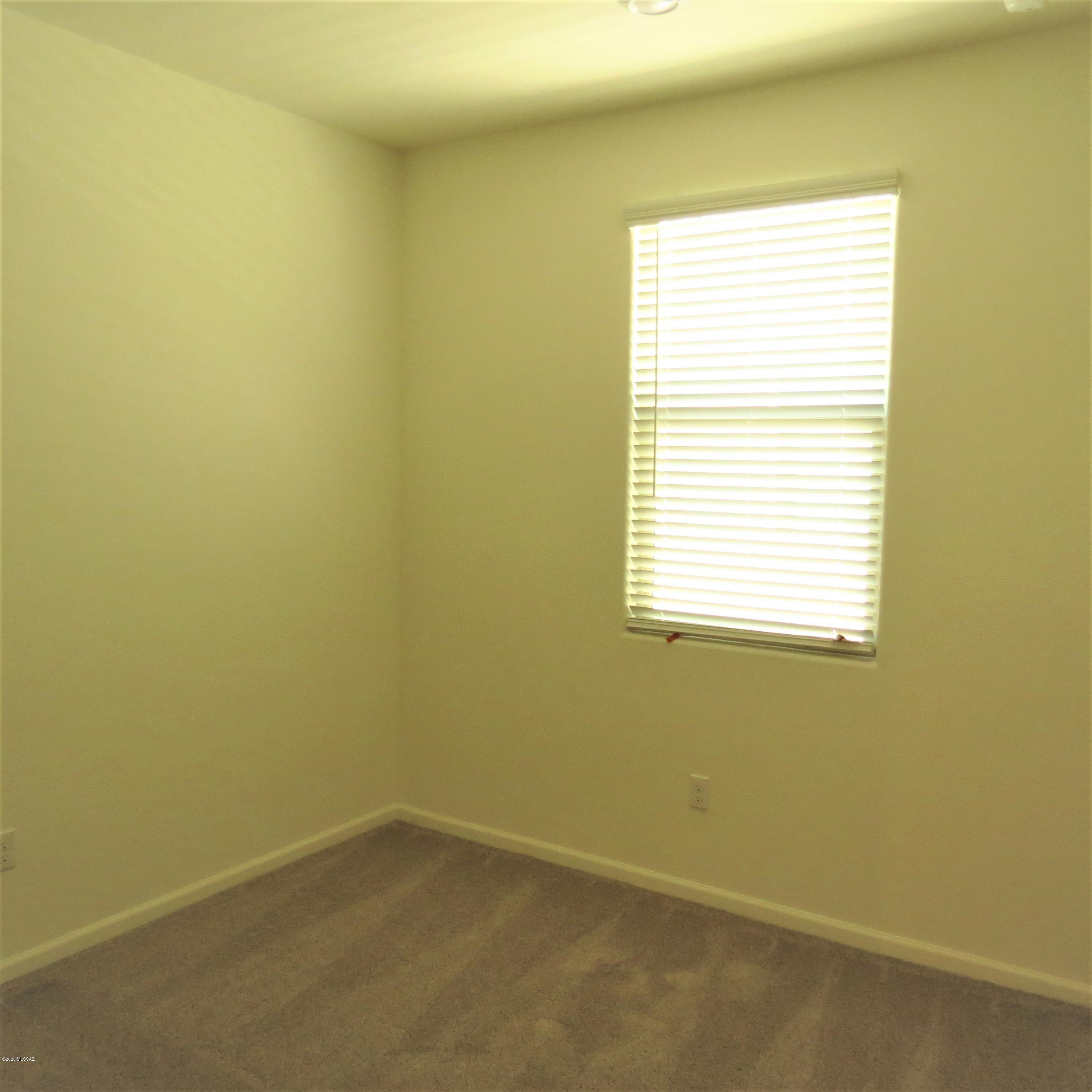 The Vistas At Rincon Knolls SQ20152600506 - Residential Lease