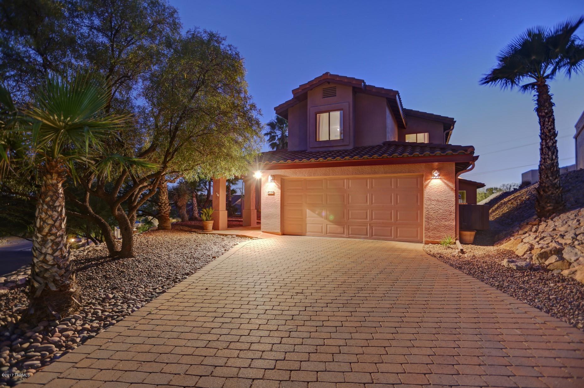 Rio Robles Est - Residential