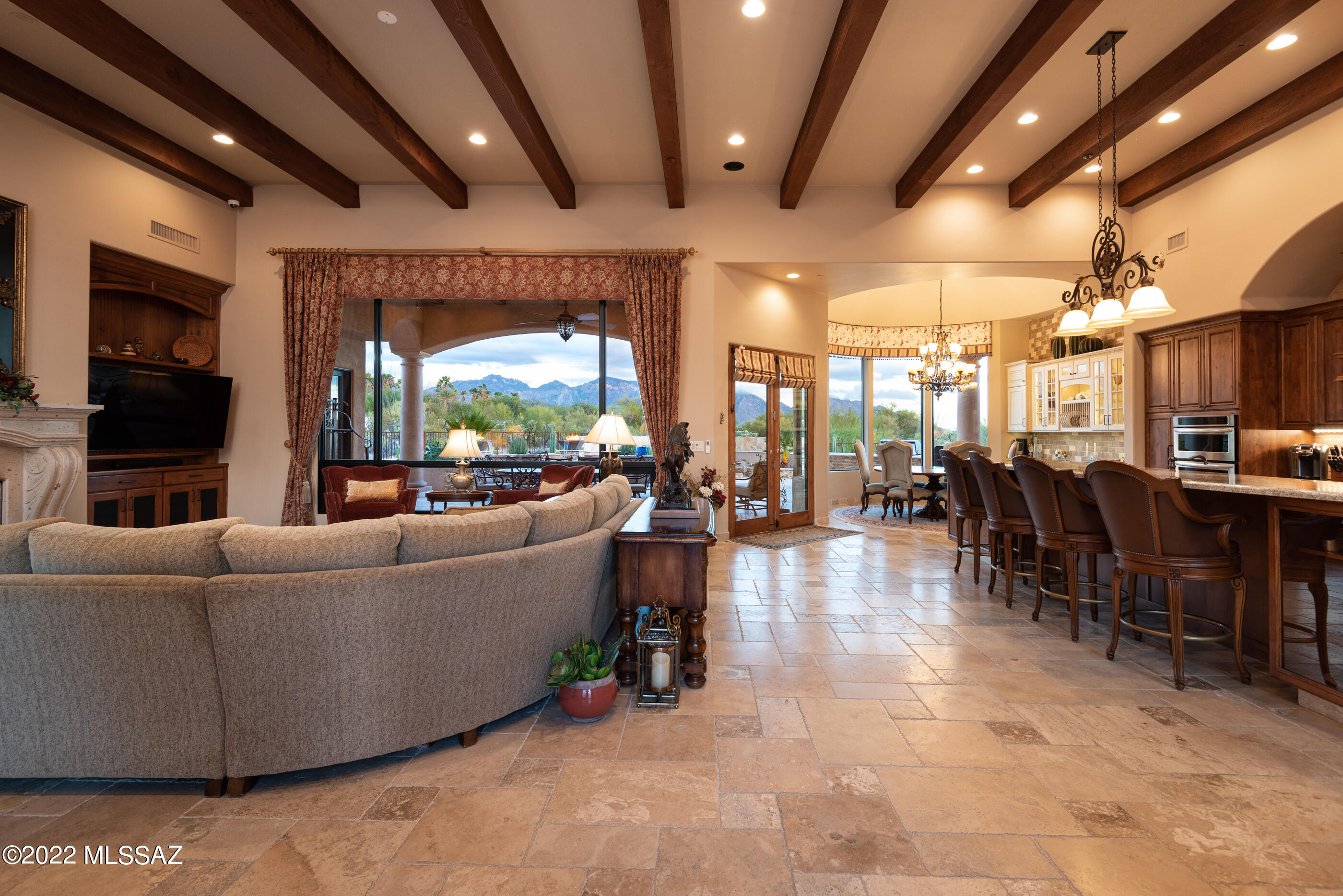 La Cholla Airpark - Residential