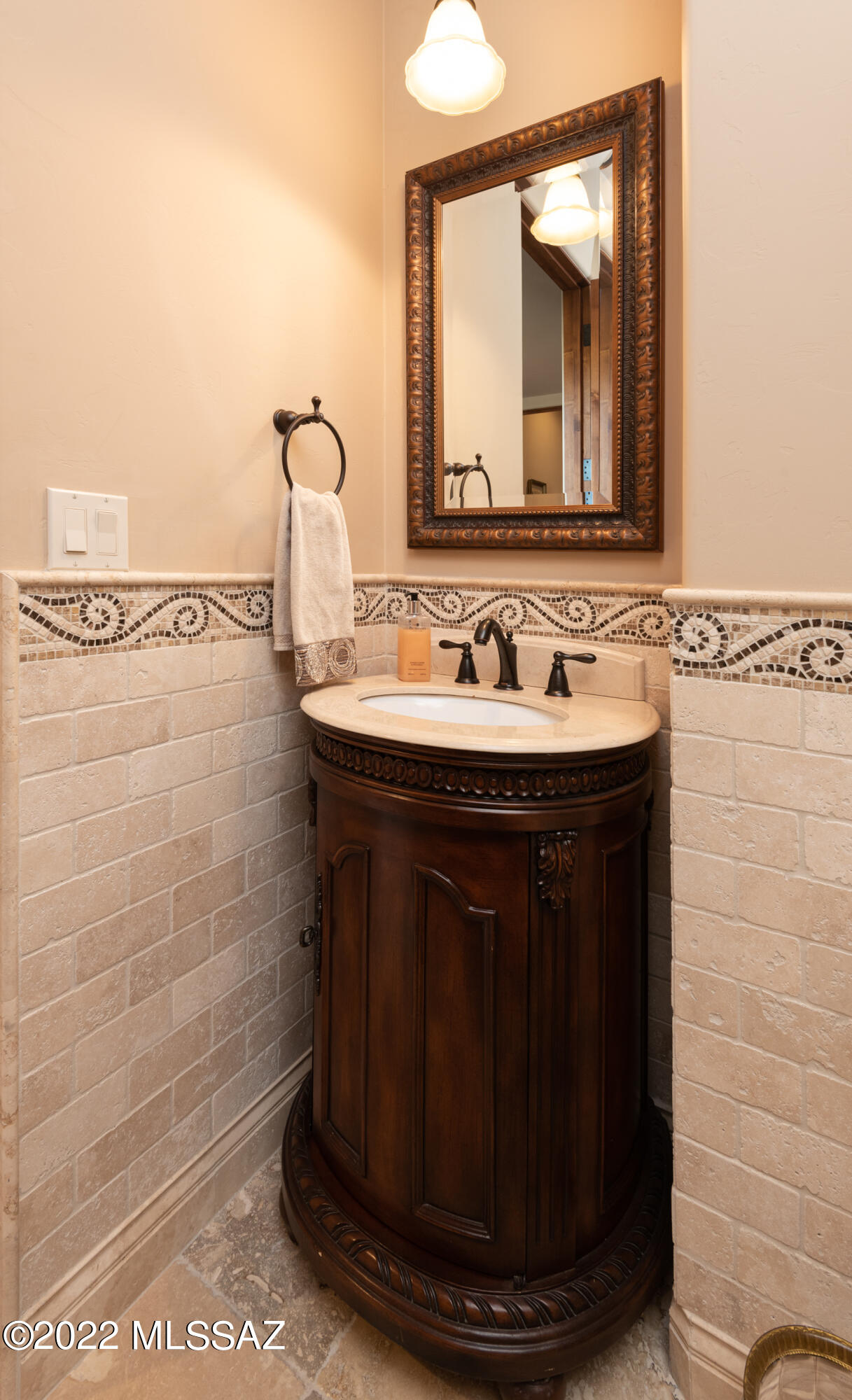 La Cholla Airpark - Residential