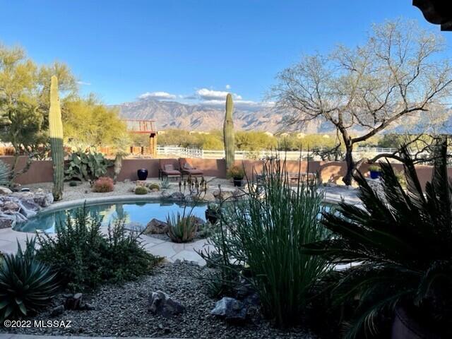 La Cholla Airpark - Residential