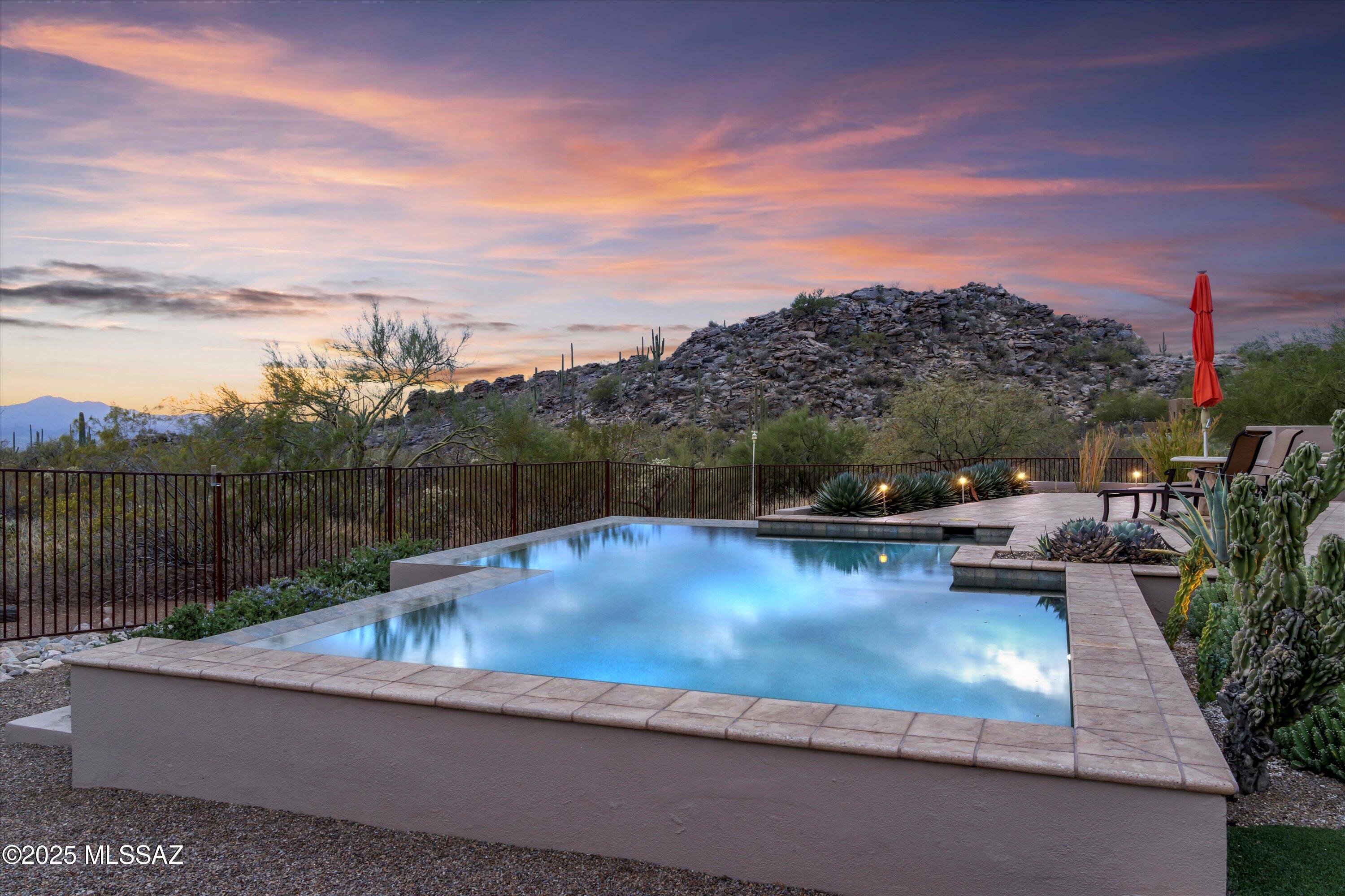 Canyon Pass At Dove Mountain - Residential