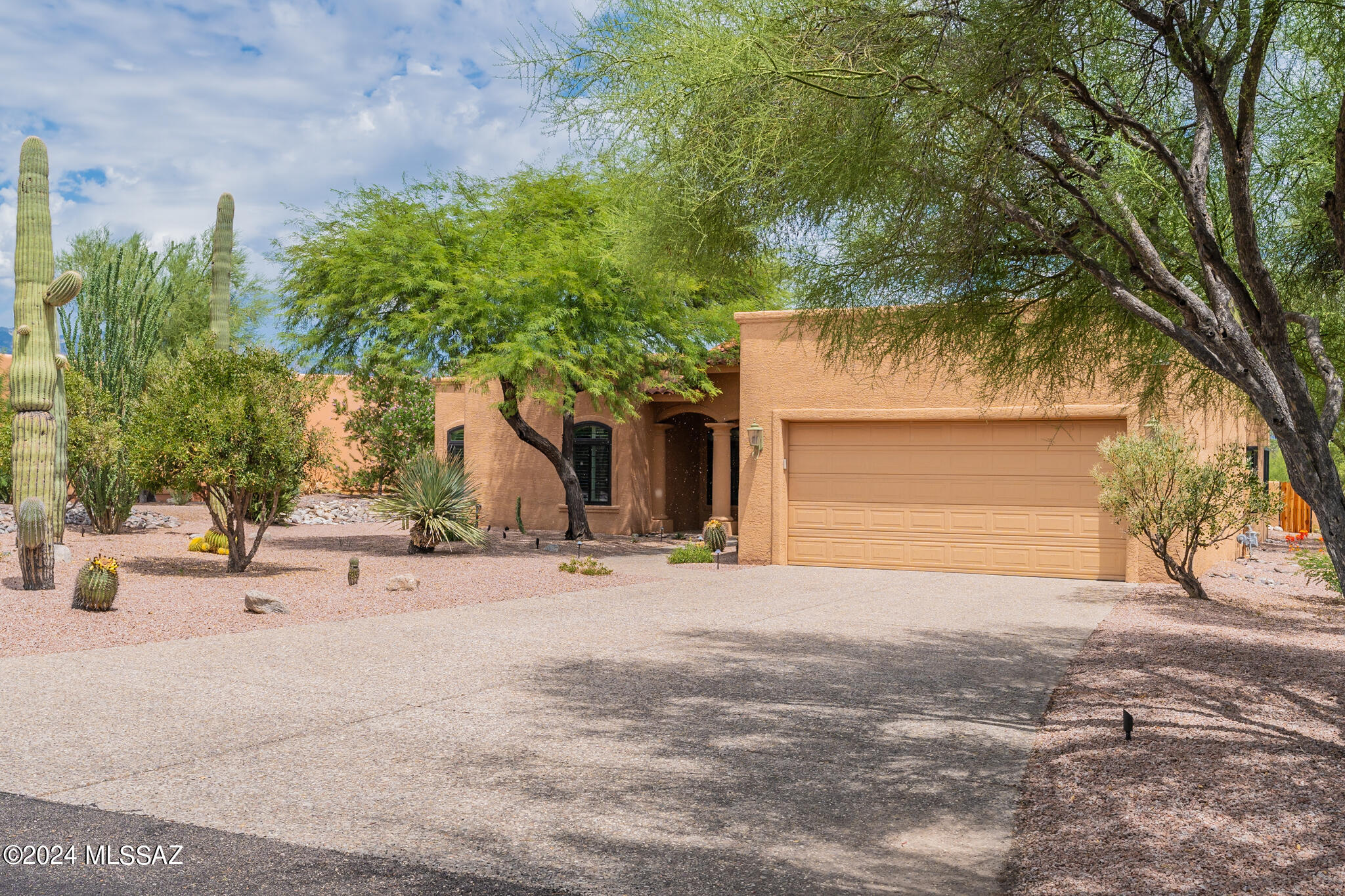 Country Club Vista (1-74) - Residential