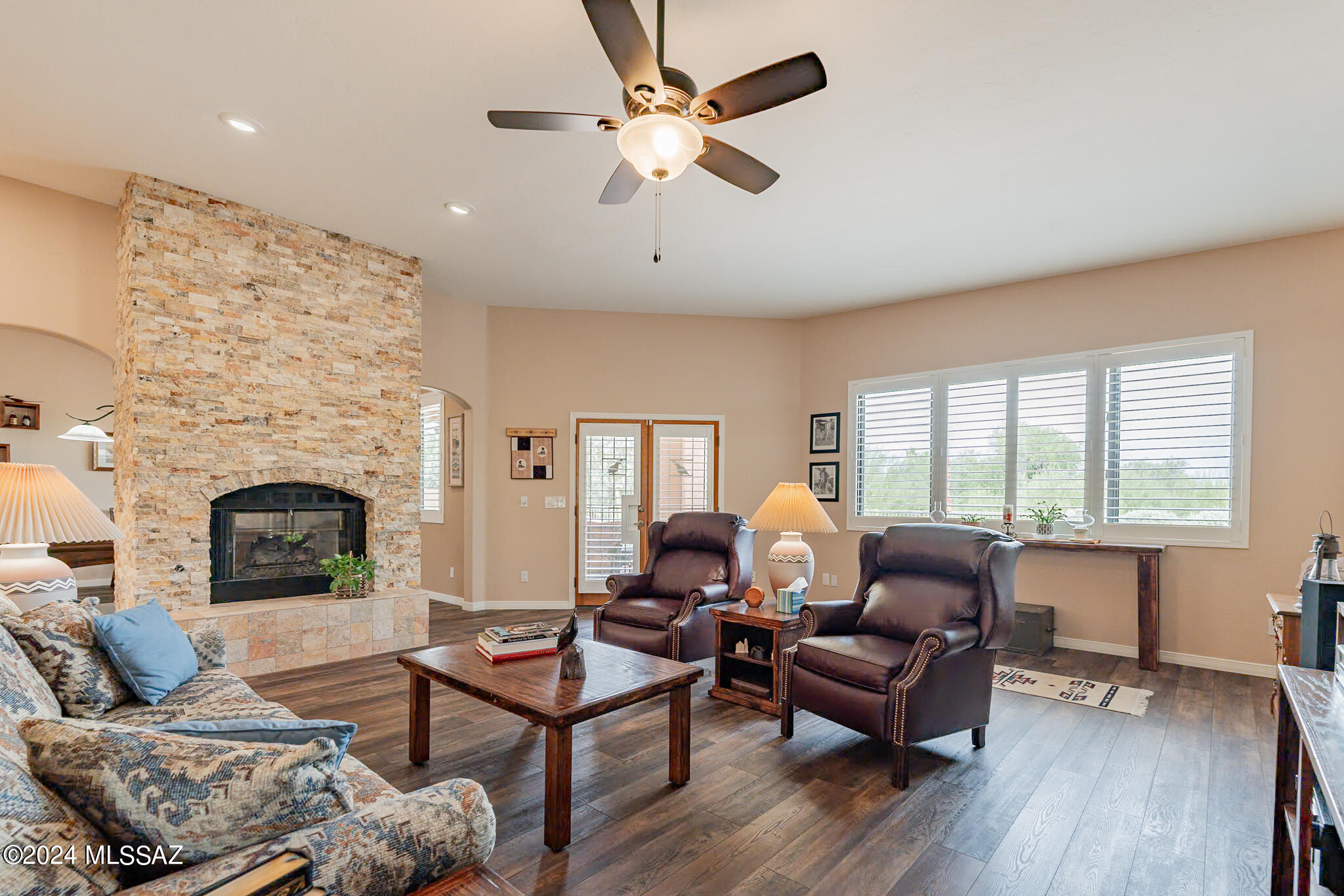 Country Club Vista (1-74) - Residential