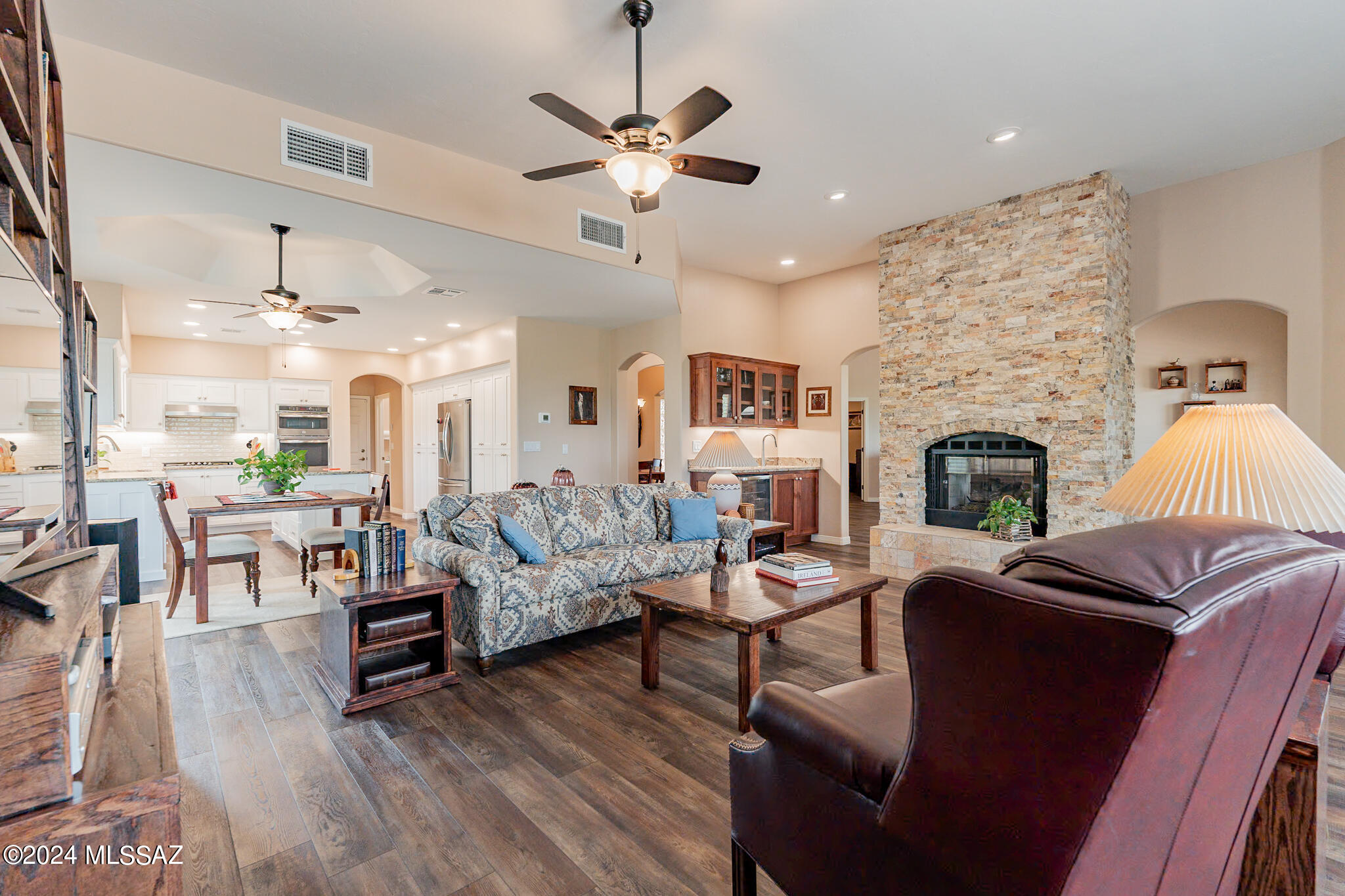 Country Club Vista (1-74) - Residential