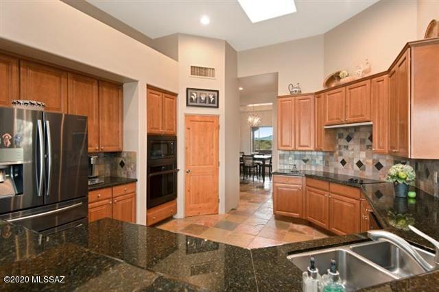 Coyote Creek (1-395) - Residential