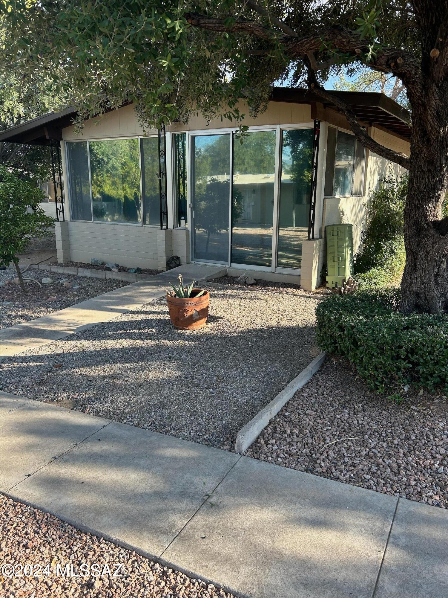 Sierra Del Sol Condo - Residential Lease