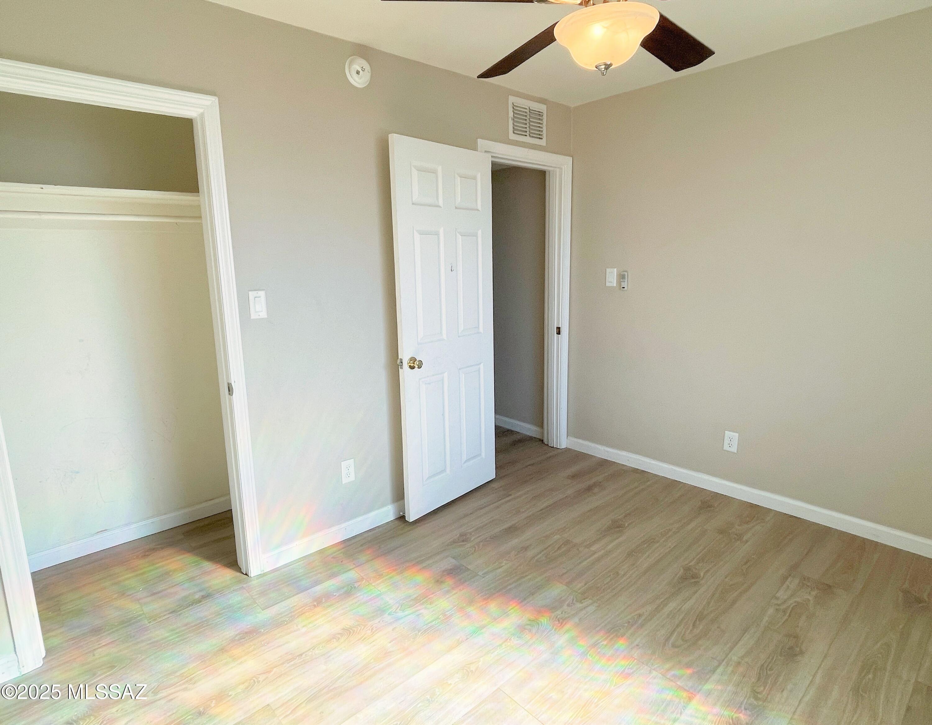 El Campo Estates - Residential Lease