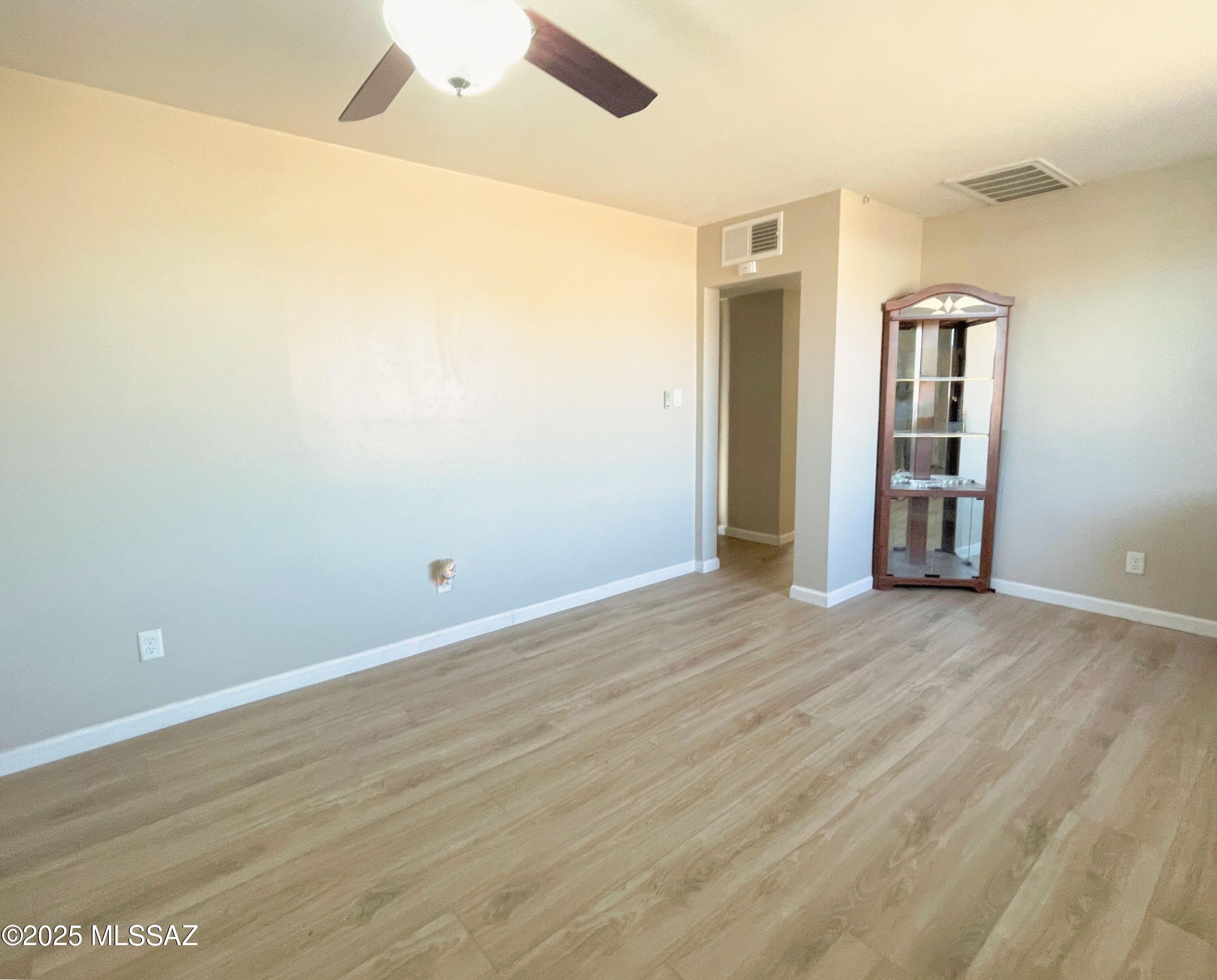 El Campo Estates - Residential Lease